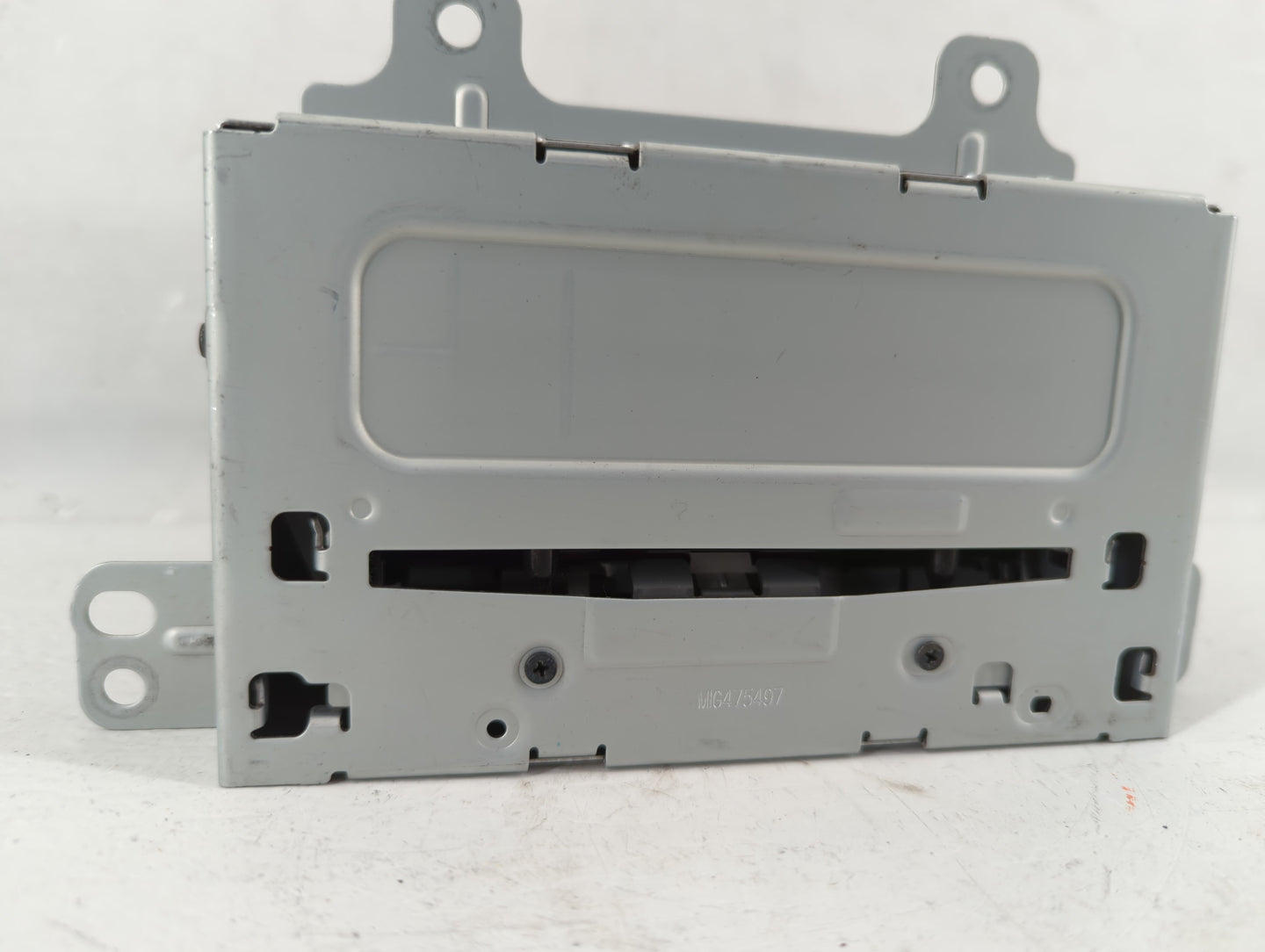 2011-2012 Chevrolet Cruze Am Fm Cd Player Radio Receiver - Oemusedautoparts1.com