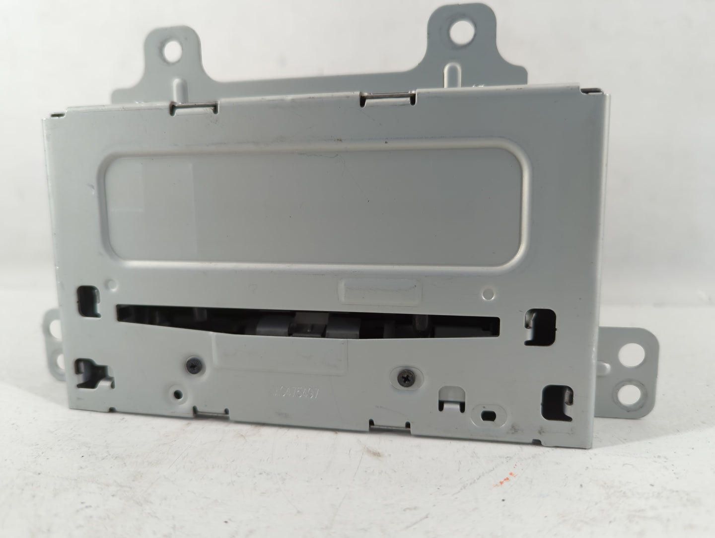 2011-2012 Chevrolet Cruze Am Fm Cd Player Radio Receiver - Oemusedautoparts1.com