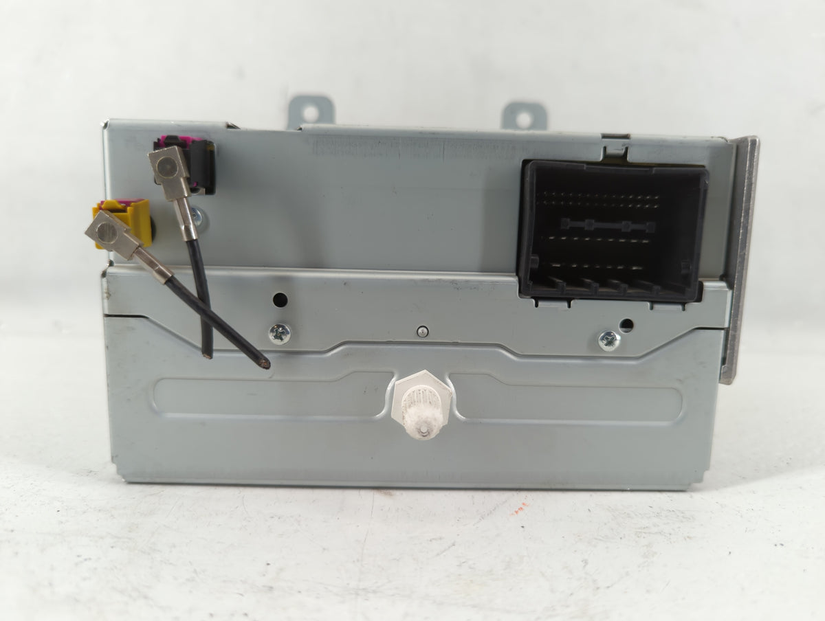 2011-2012 Chevrolet Cruze Am Fm Cd Player Radio Receiver 562849 - Oemusedautoparts1.com