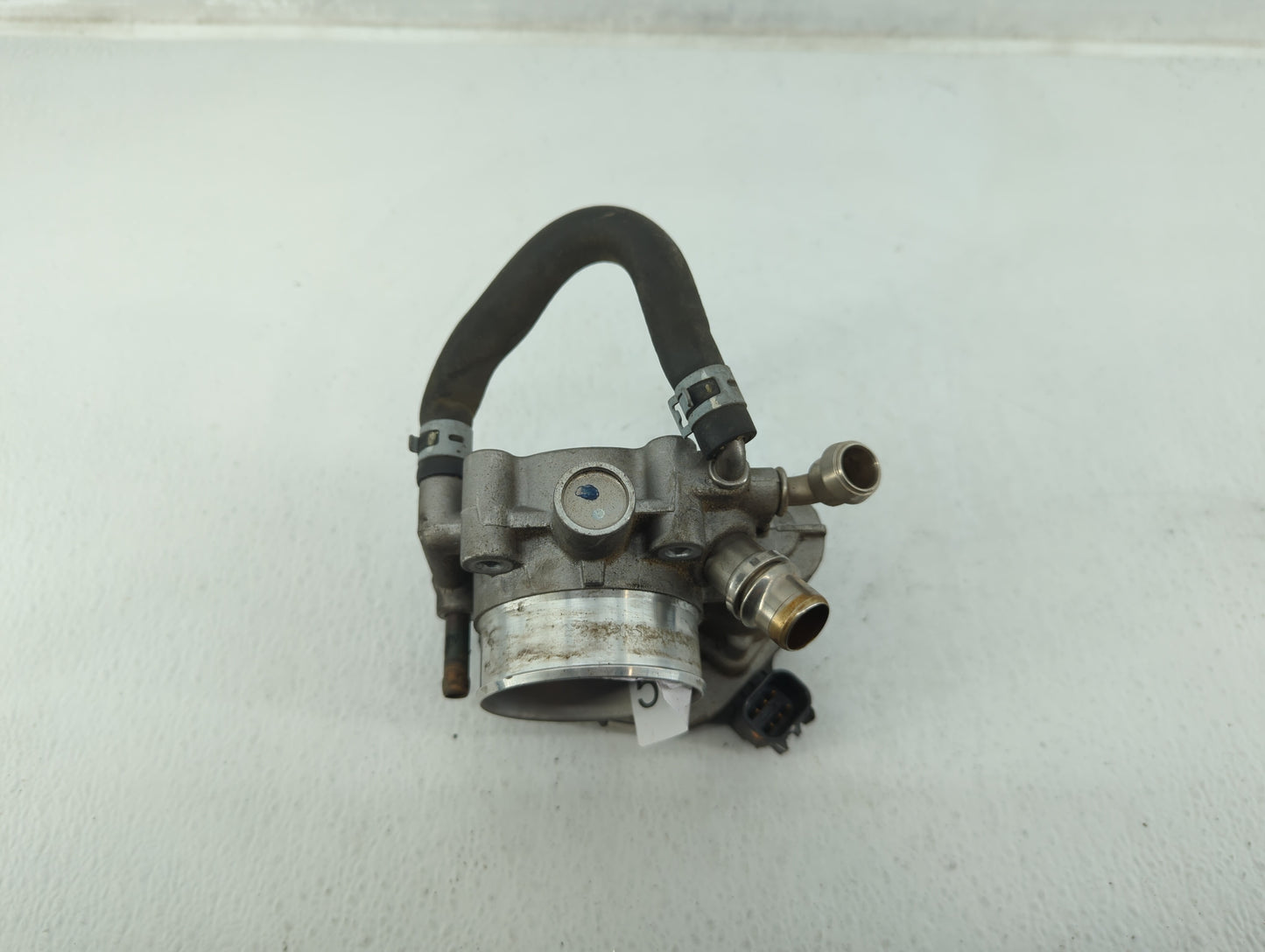 2011-2016 Chevrolet Cruze Throttle Body P/N:55577375 55561495 Fits Fits 2009 2010 2011 2012 2013 2014 2015 2016 2017 2018 OE