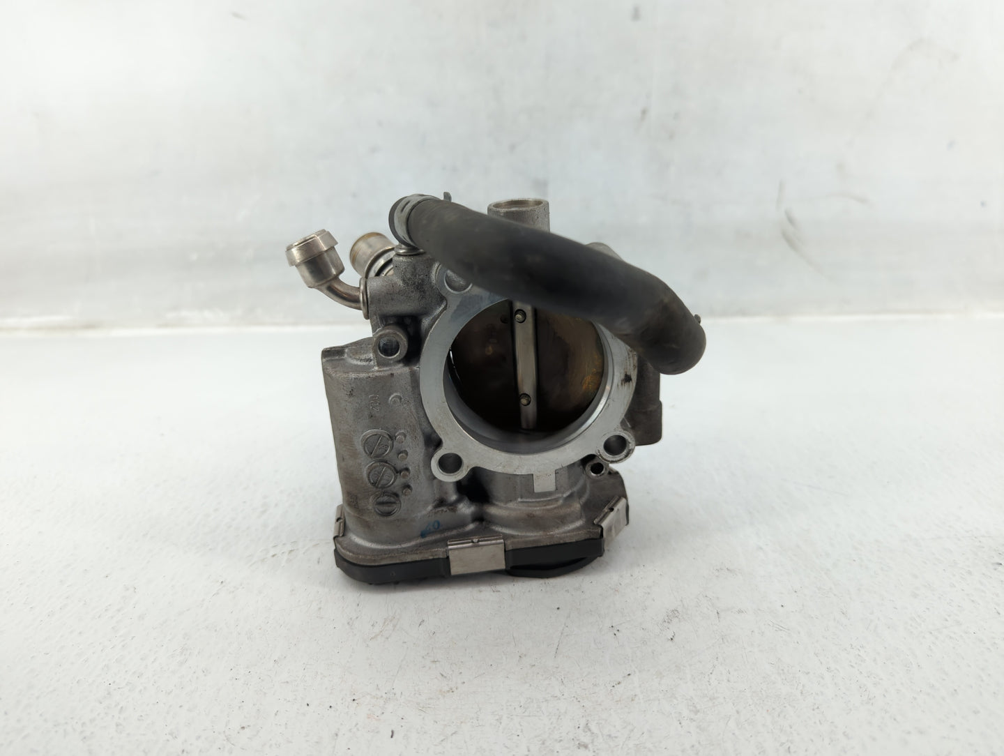 2011-2016 Chevrolet Cruze Throttle Body P/N:55577375 55561495 Fits Fits 2009 2010 2011 2012 2013 2014 2015 2016 2017 2018 OE