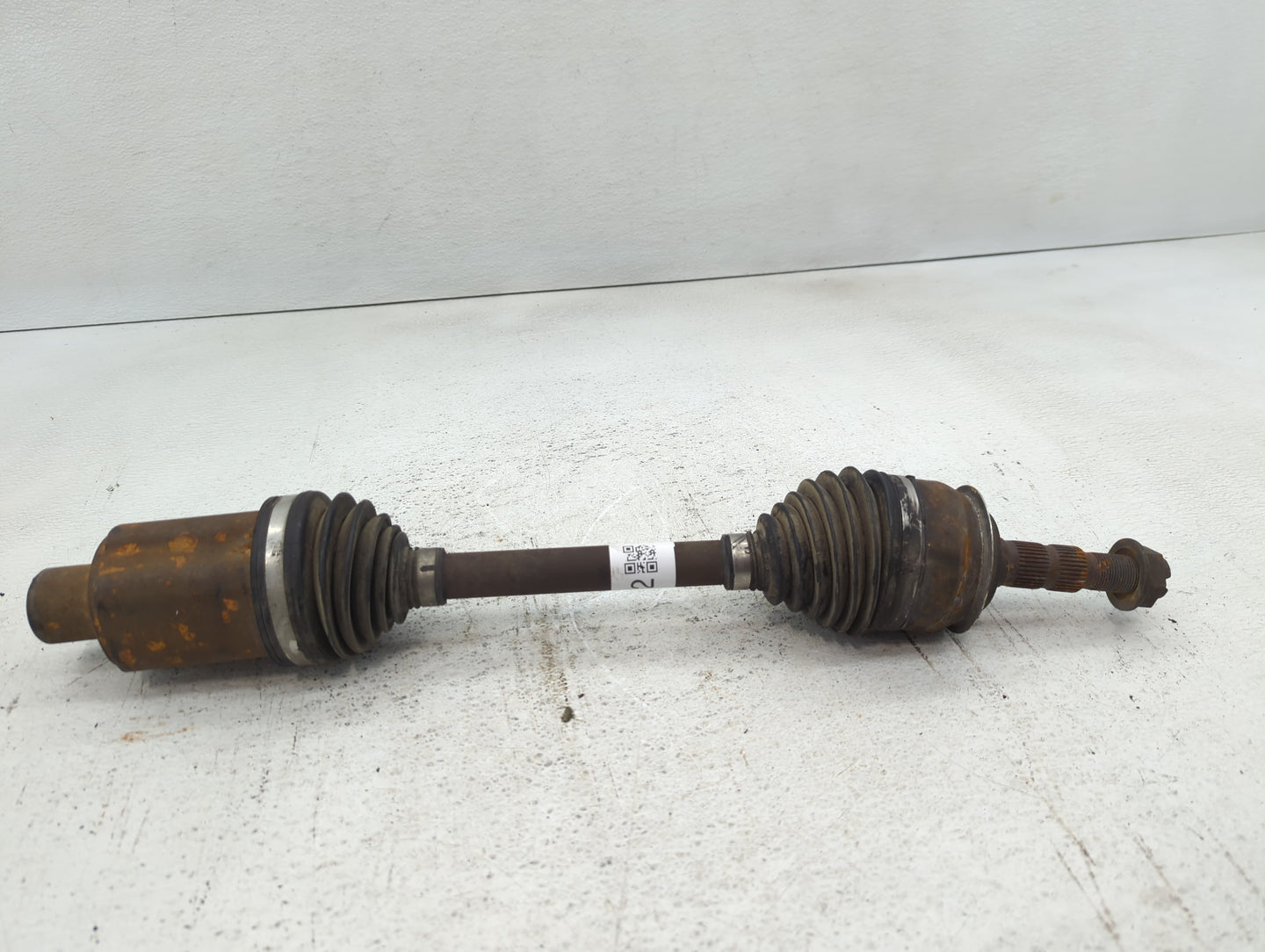2011-2012 Chevrolet Cruze Axle Shaft Front Driver Cv C/v - Oemusedautoparts1.com
