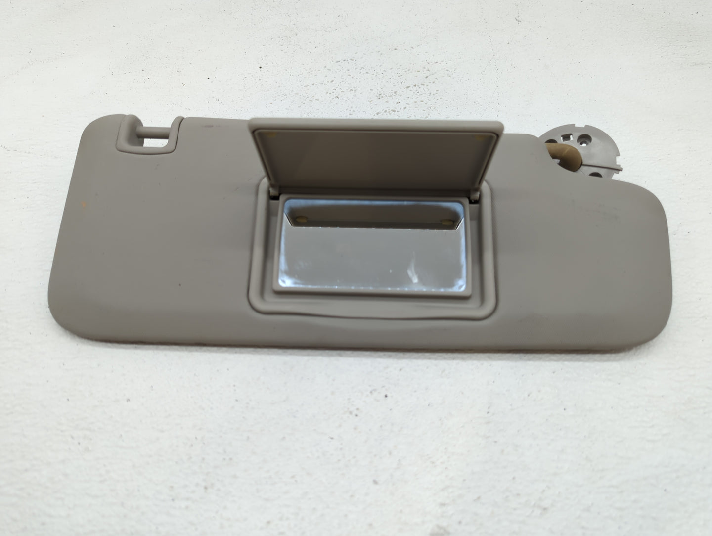 2011-2016 Chevrolet Cruze Sun Visor Shade Replacement Passenger Right Mirror Fits Fits 2011 2012 2013 2014 2015 2016 OEM Use