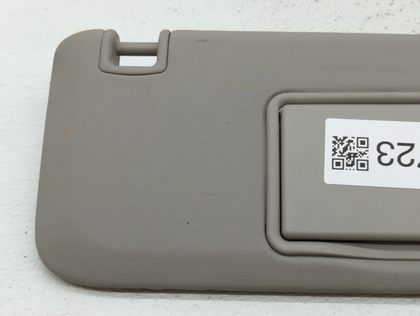 2011-2016 Chevrolet Cruze Sun Visor Shade Replacement Passenger Right Mirror Fits Fits 2011 2012 2013 2014 2015 2016 OEM Use