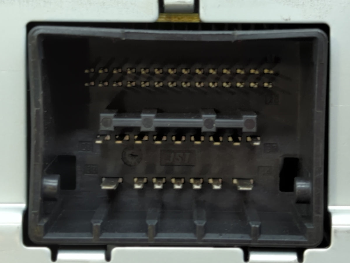 2012 Chevrolet Cruze Radio AM FM Cd Player Receiver Replacement P/N:22870782 Fits OEM Used Auto Parts - Oemusedautoparts1.co
