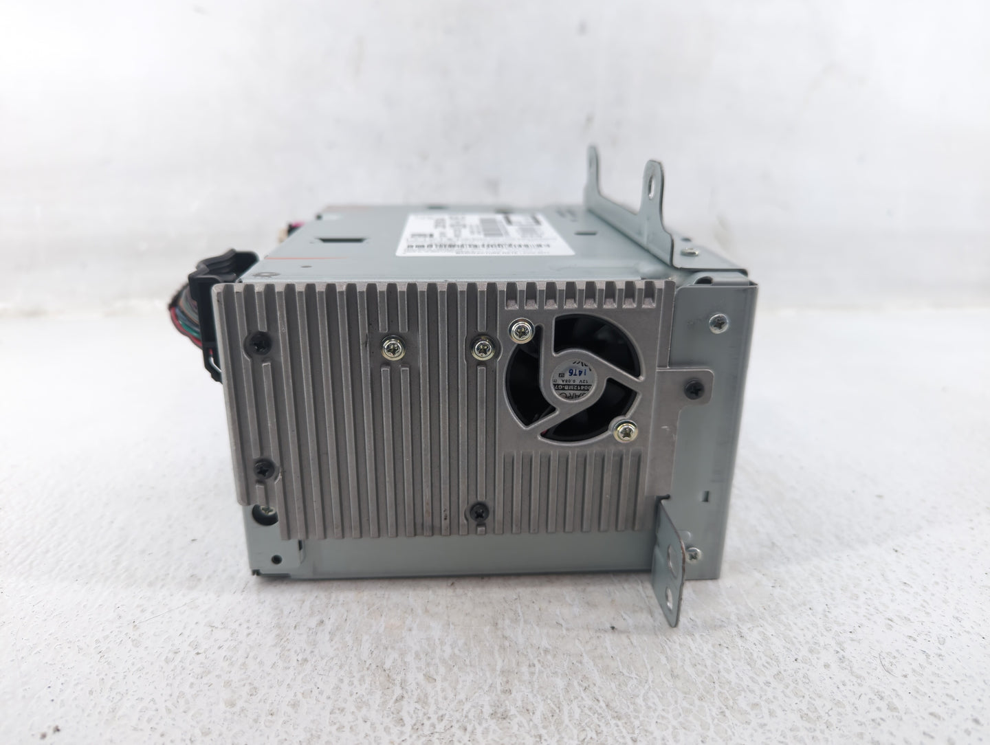 2012-2012 Chevrolet Cruze Am Fm Cd Player Radio Receiver - Oemusedautoparts1.com