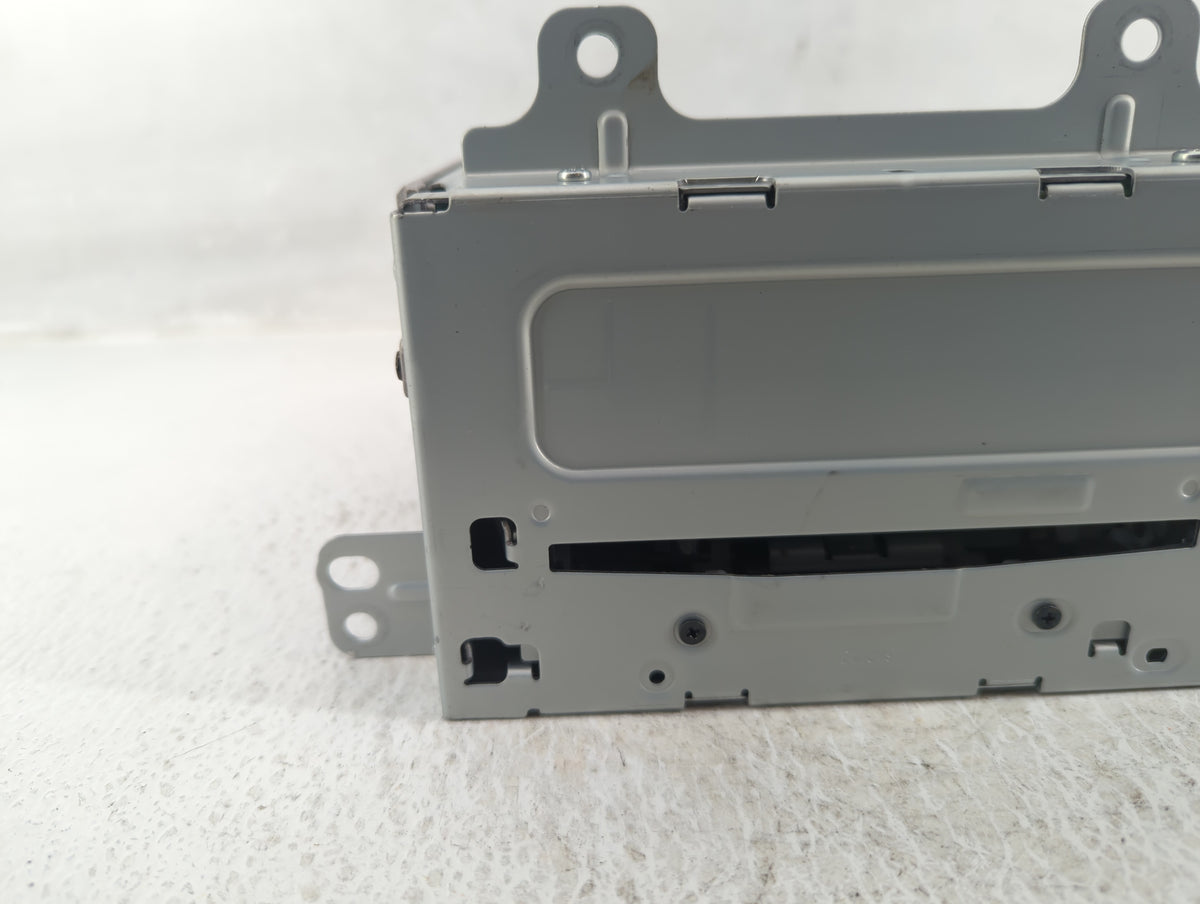 2012-2012 Chevrolet Cruze Am Fm Cd Player Radio Receiver 568350 - Oemusedautoparts1.com