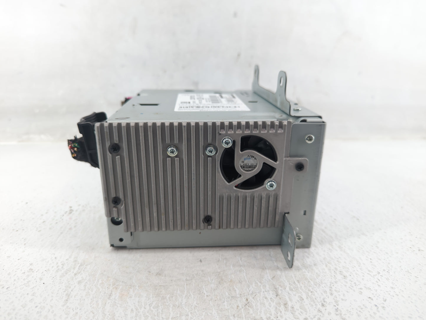 2012-2012 Chevrolet Cruze Am Fm Cd Player Radio Receiver - Oemusedautoparts1.com