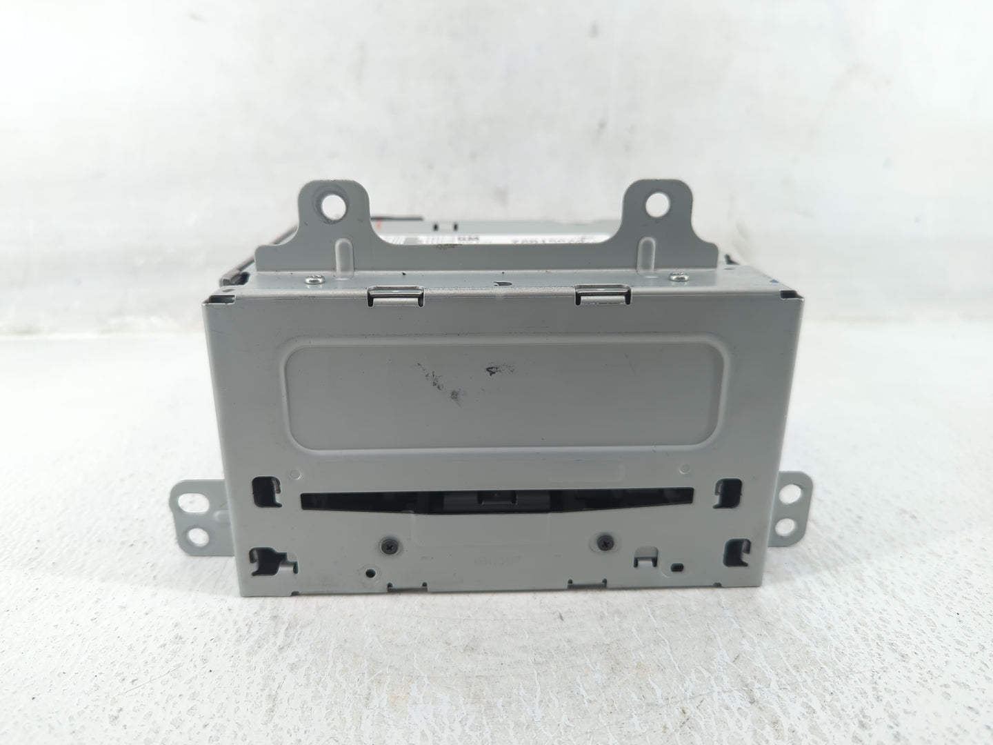 2012-2012 Chevrolet Cruze Am Fm Cd Player Radio Receiver - Oemusedautoparts1.com
