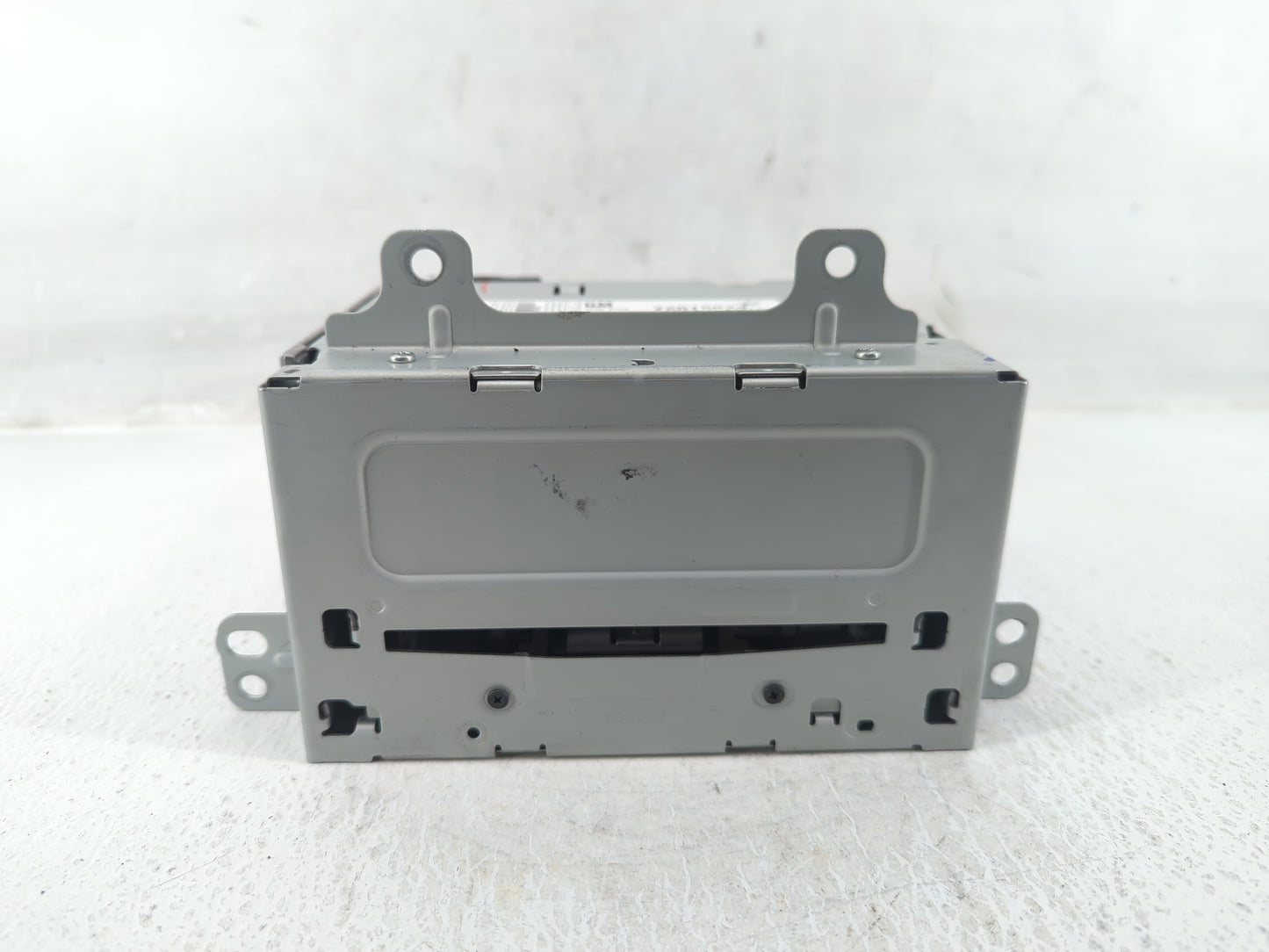 2012-2012 Chevrolet Cruze Am Fm Cd Player Radio Receiver - Oemusedautoparts1.com