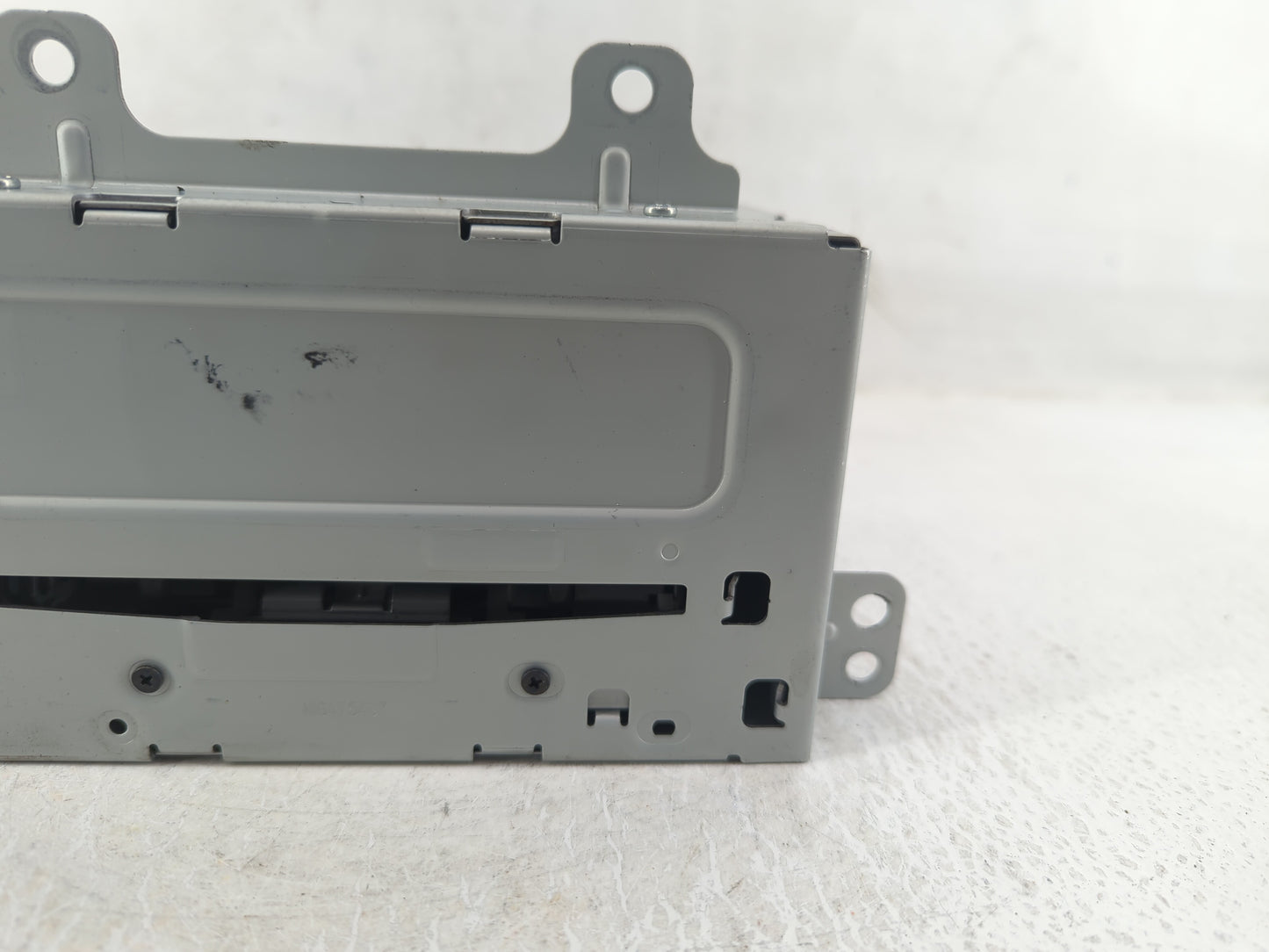 2012-2012 Chevrolet Cruze Am Fm Cd Player Radio Receiver - Oemusedautoparts1.com