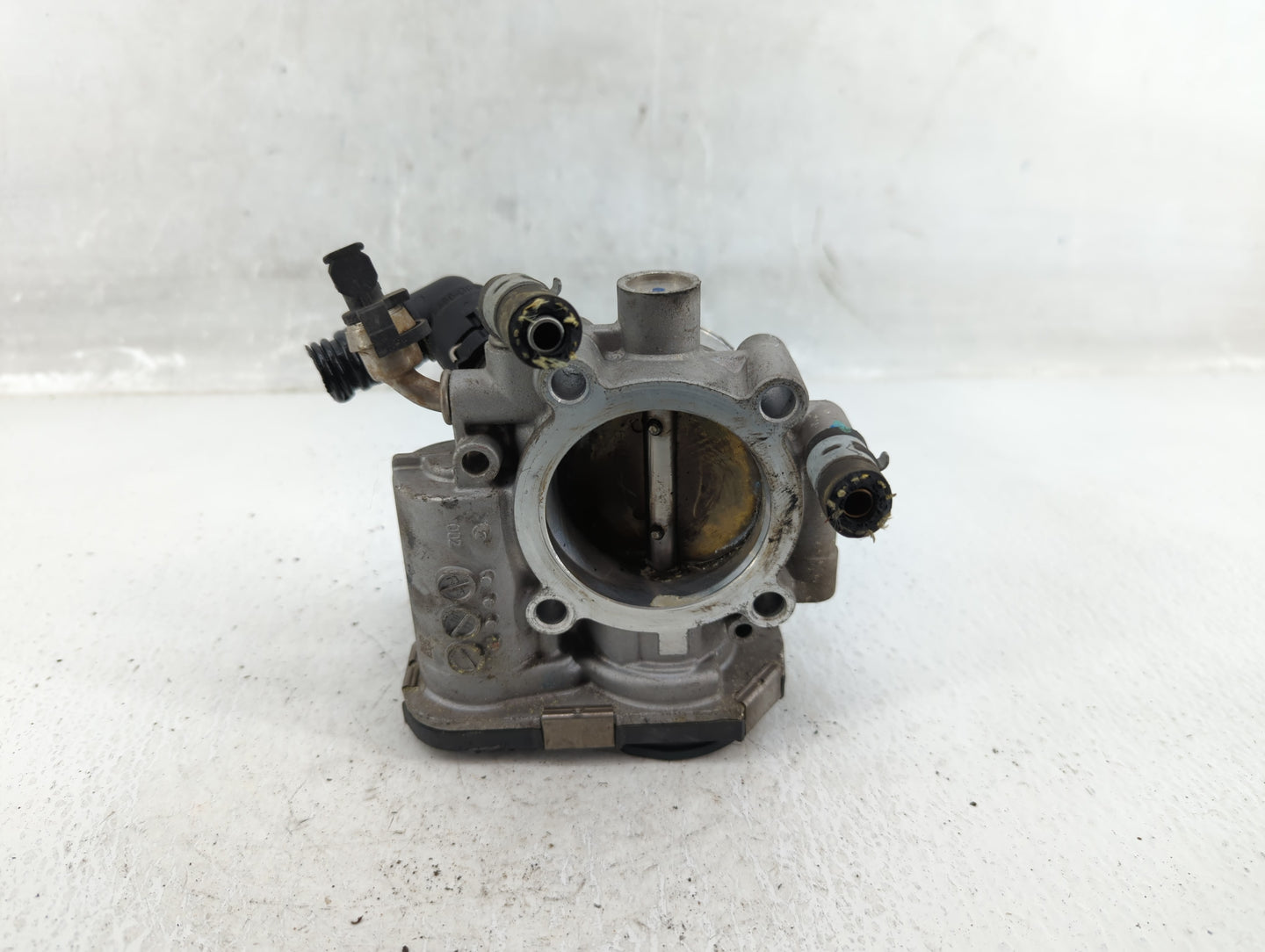 2011-2016 Chevrolet Cruze Throttle Body P/N:0 280 750 562 55 577 375 Fits Fits 2009 2010 2011 2012 2013 2014 2015 2016 2017 