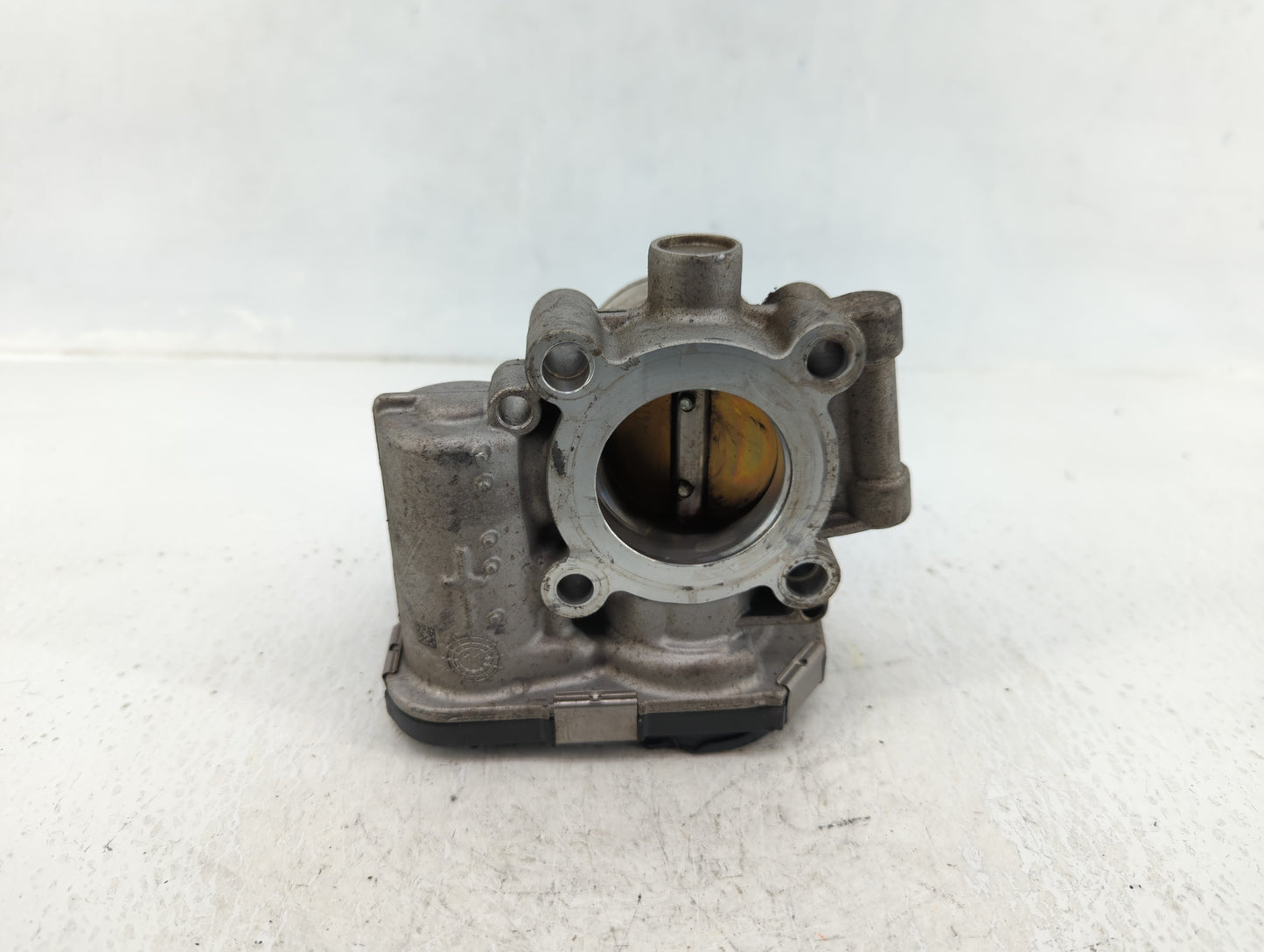 2011-2016 Chevrolet Cruze Throttle Body P/N:55581662 Fits Fits 2011 2012 2013 2014 2015 2016 2017 2018 2019 2020 2021 OEM Us