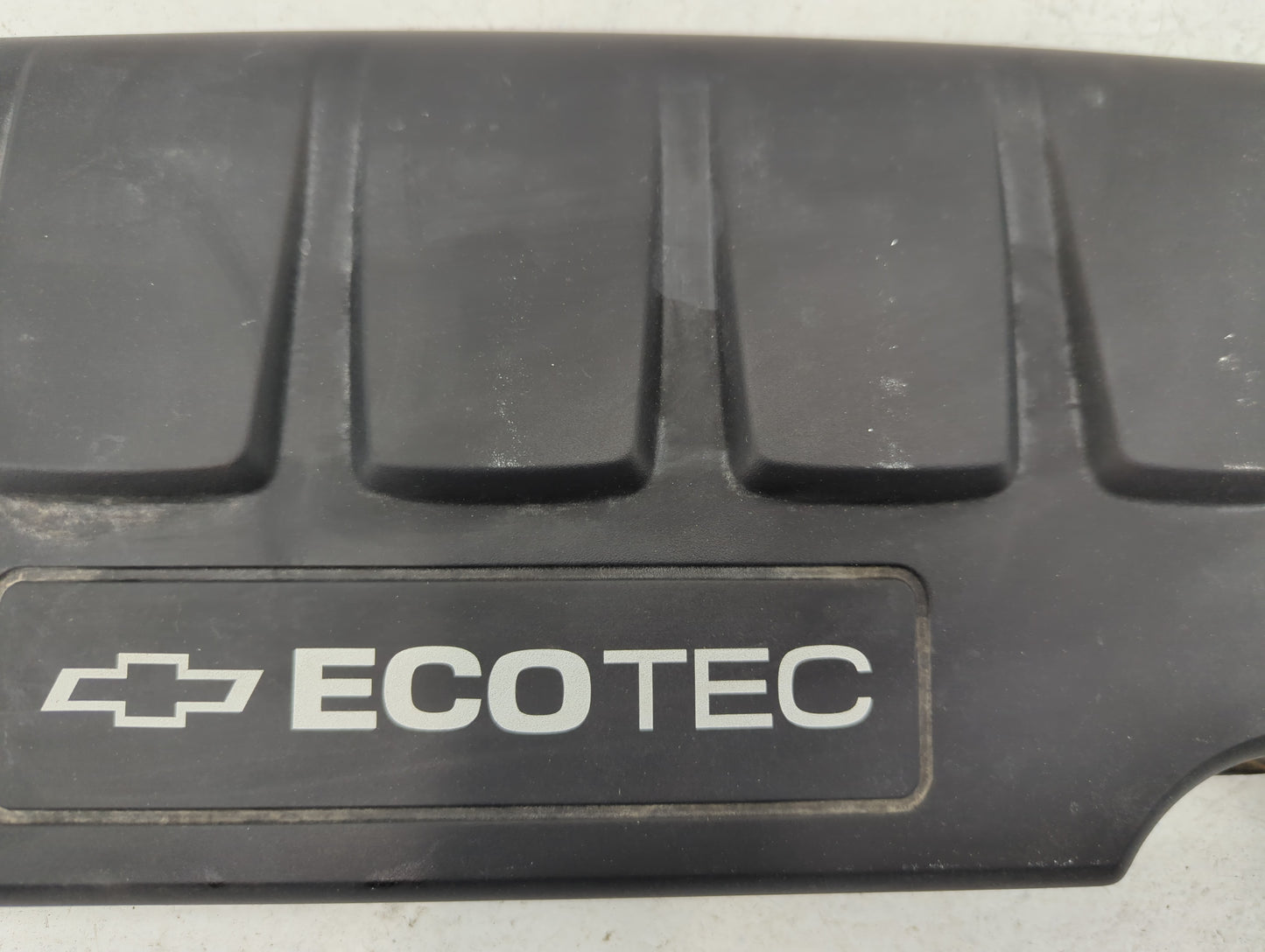 2012 Chevrolet Cruze Engine Cover - Oemusedautoparts1.com