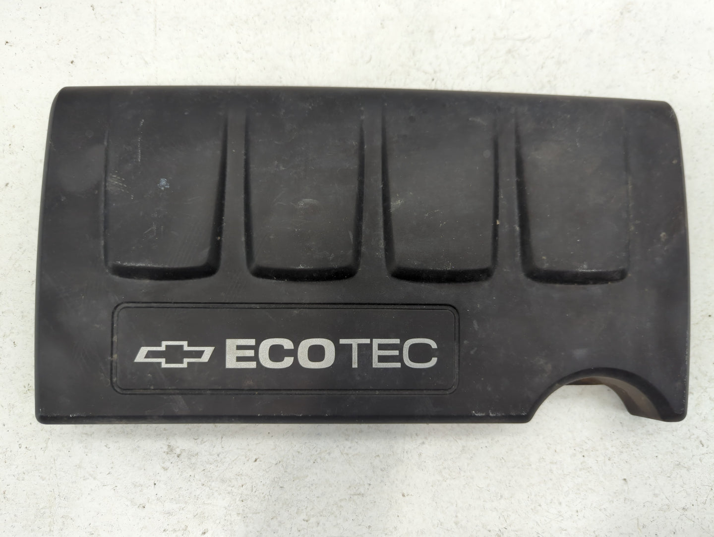 2012 Chevrolet Cruze Engine Cover - Oemusedautoparts1.com