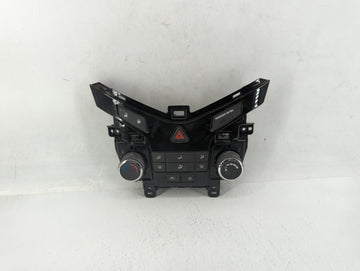 2011-2012 Chevrolet Cruze Climate Control Module Temperature AC/Heater Replacement P/N:95017054 Fits Fits 2011 2012 OEM Used