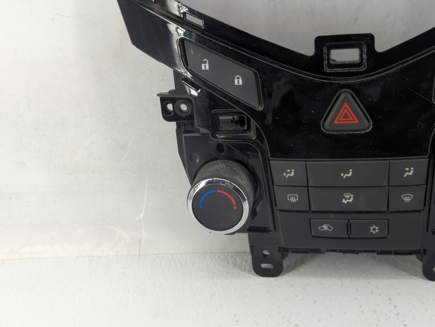 2011-2012 Chevrolet Cruze Climate Control Module Temperature AC/Heater Replacement P/N:95017054 Fits Fits 2011 2012 OEM Used