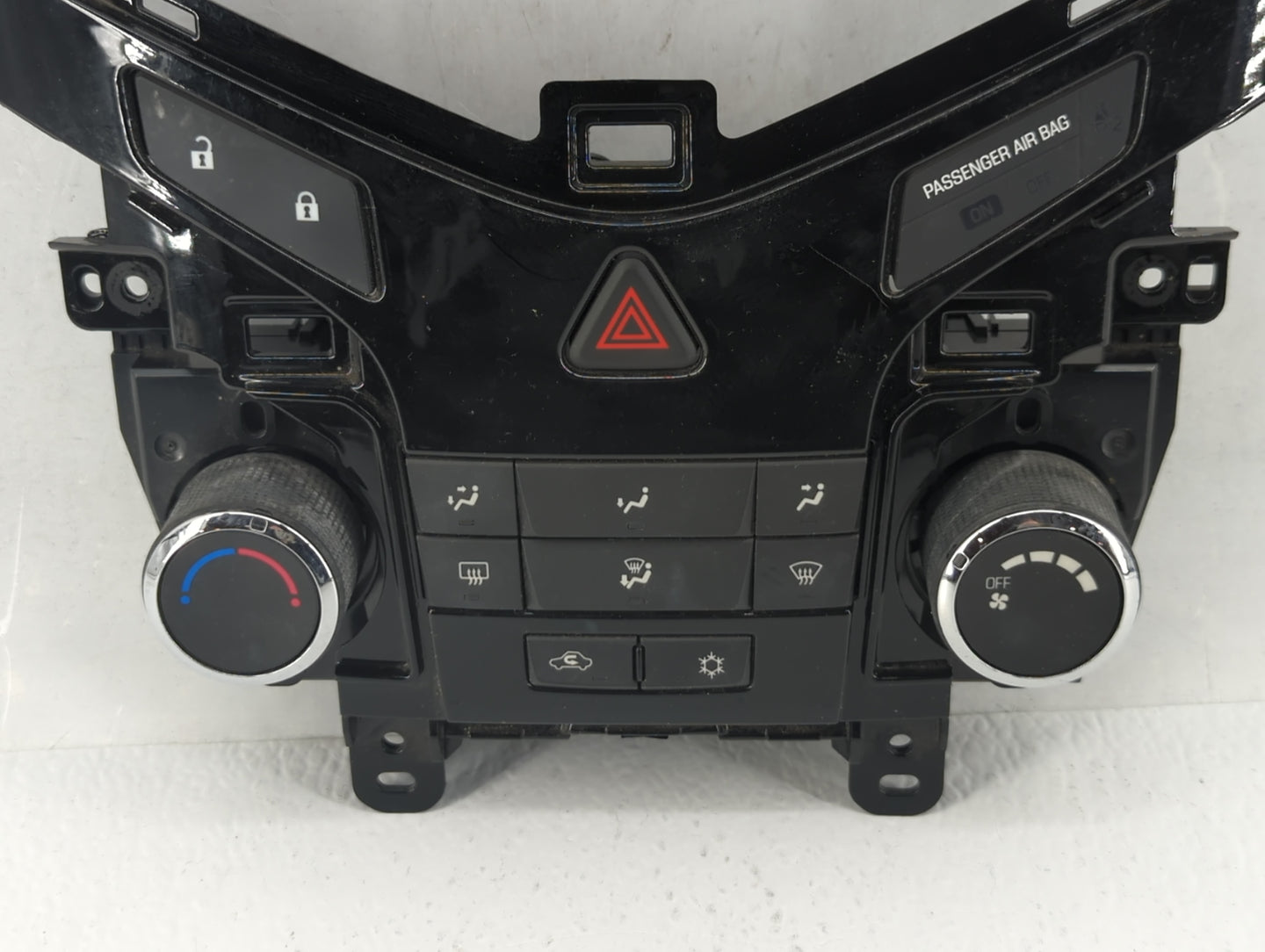 2011-2012 Chevrolet Cruze Climate Control Module Temperature AC/Heater Replacement P/N:95017054 Fits Fits 2011 2012 OEM Used