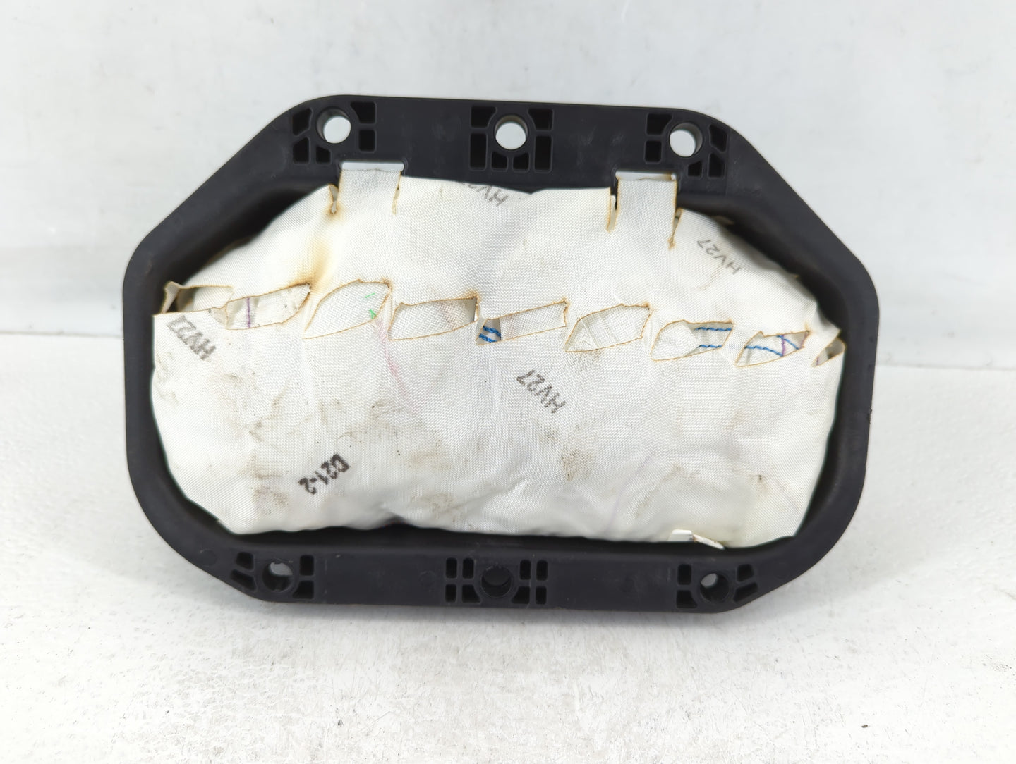 2012 Chevrolet Cruze Air Bag Driver Left Steering Wheel Mounted - Oemusedautoparts1.com