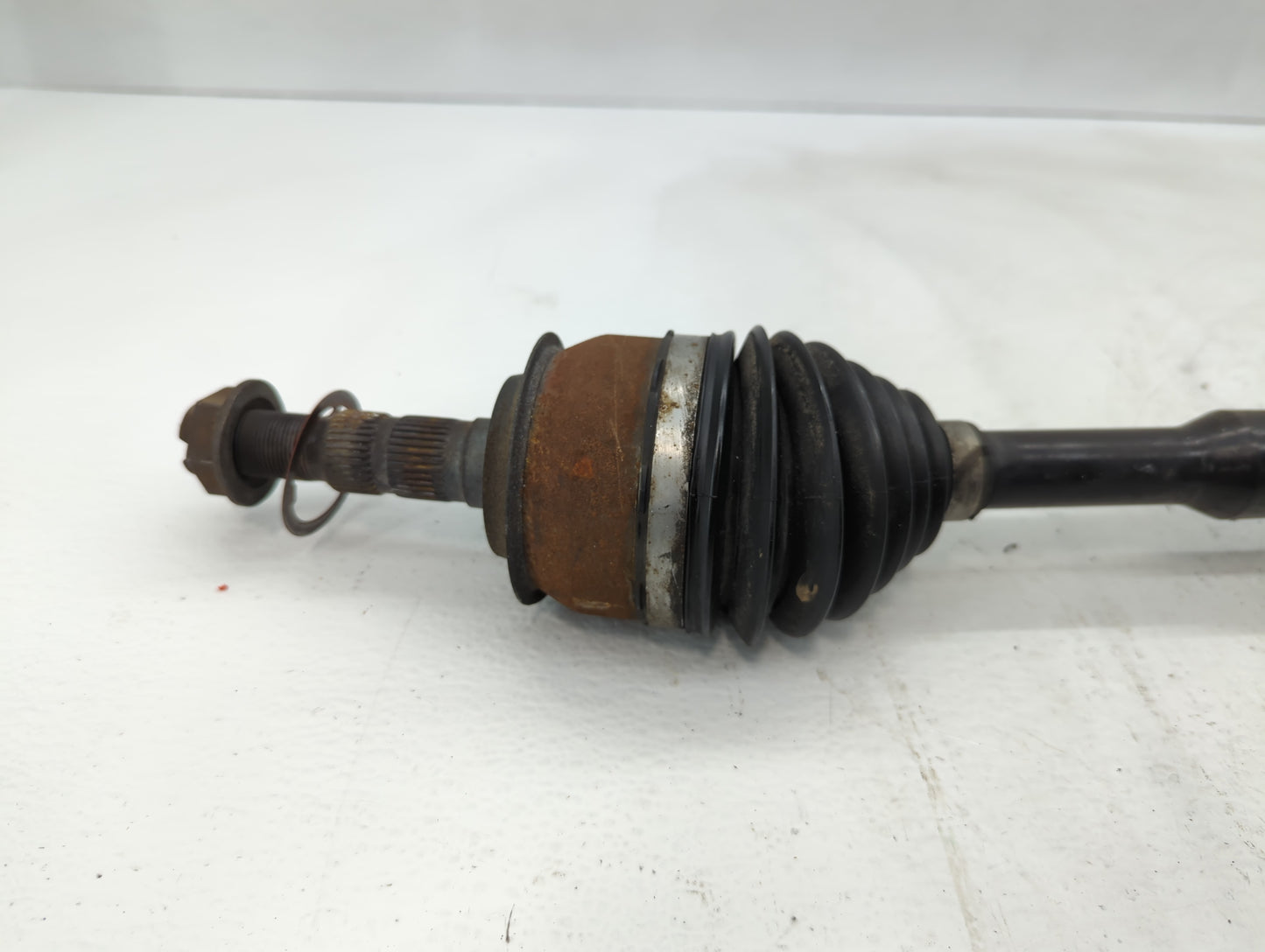 2011-2014 Chevrolet Cruze Axle Shaft Front Driver Cv C/v - Oemusedautoparts1.com