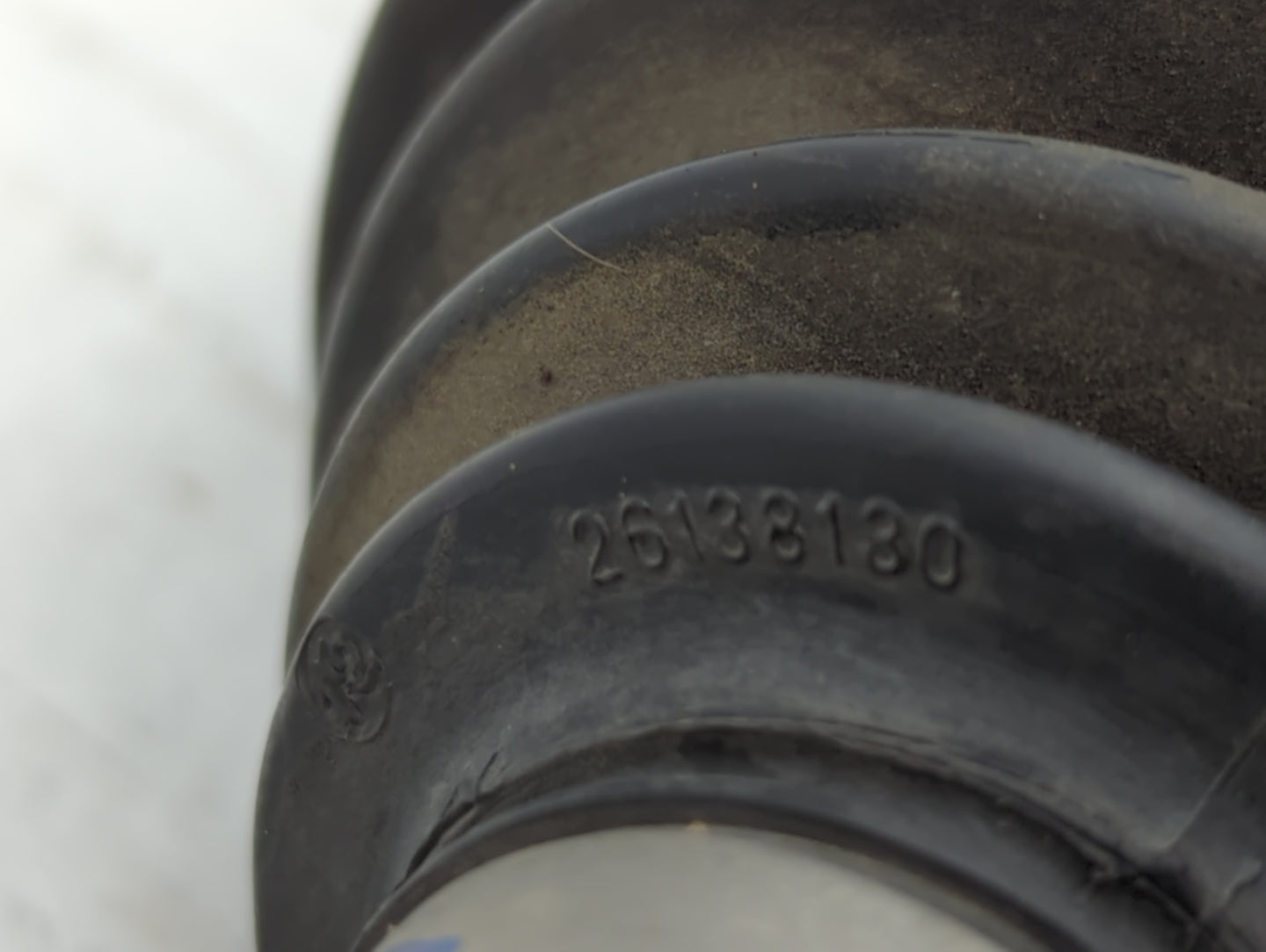 2011-2014 Chevrolet Cruze Axle Shaft Front Driver Cv C/v - Oemusedautoparts1.com