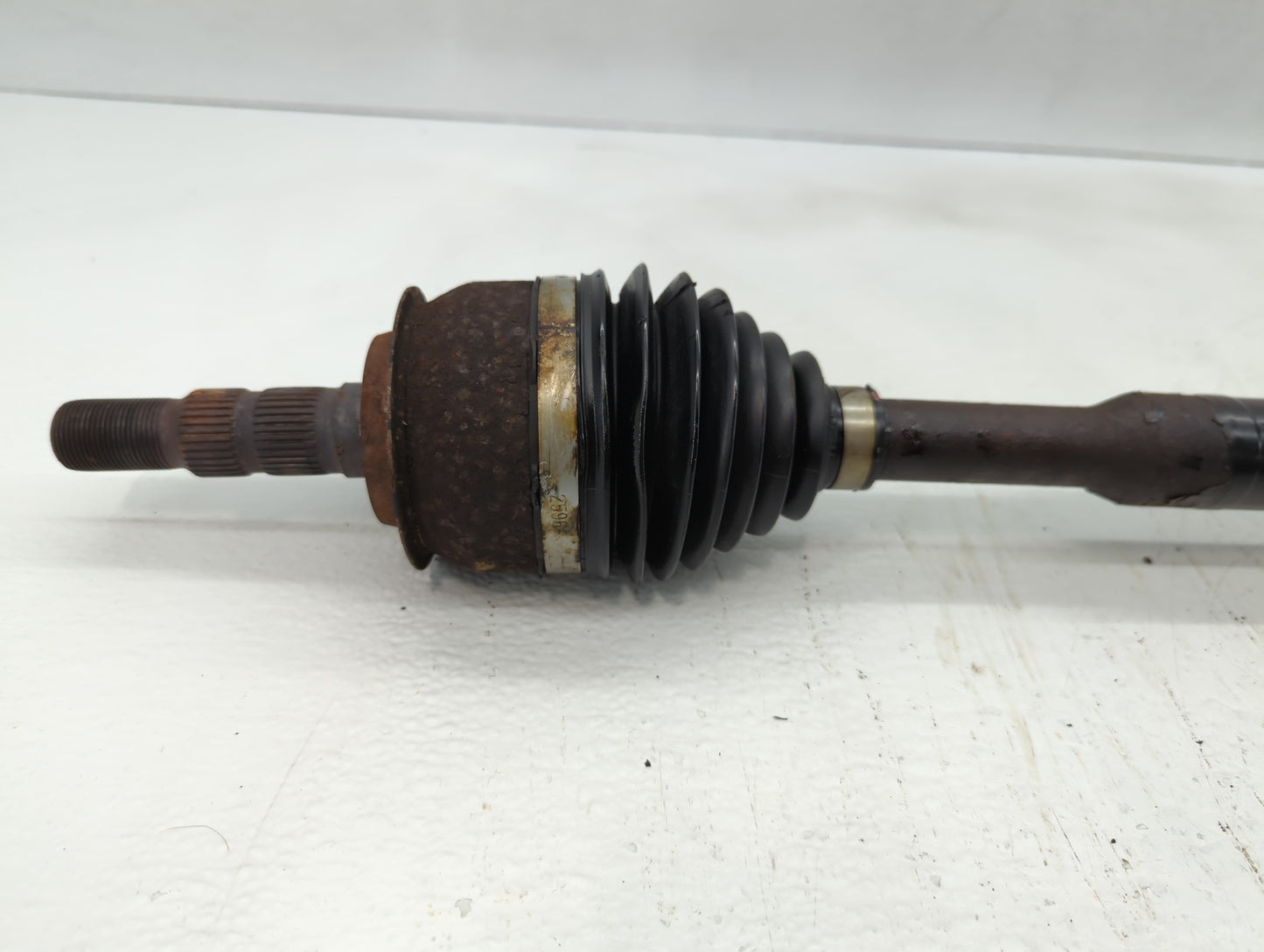 2011-2016 Chevrolet Cruze Axle Shaft Front Passenger Cv C/v - Oemusedautoparts1.com