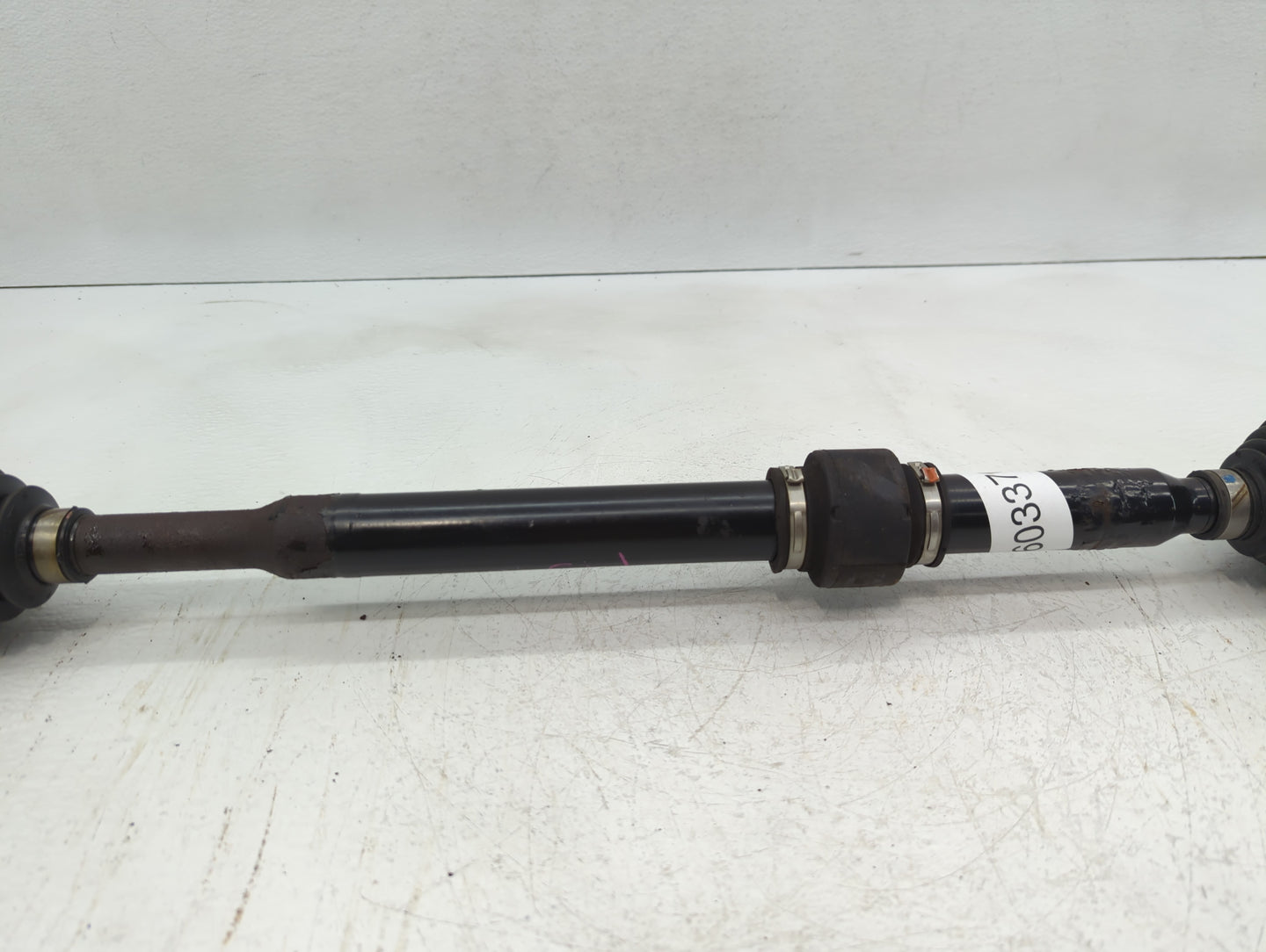 2011-2016 Chevrolet Cruze Axle Shaft Front Passenger Cv C/v - Oemusedautoparts1.com