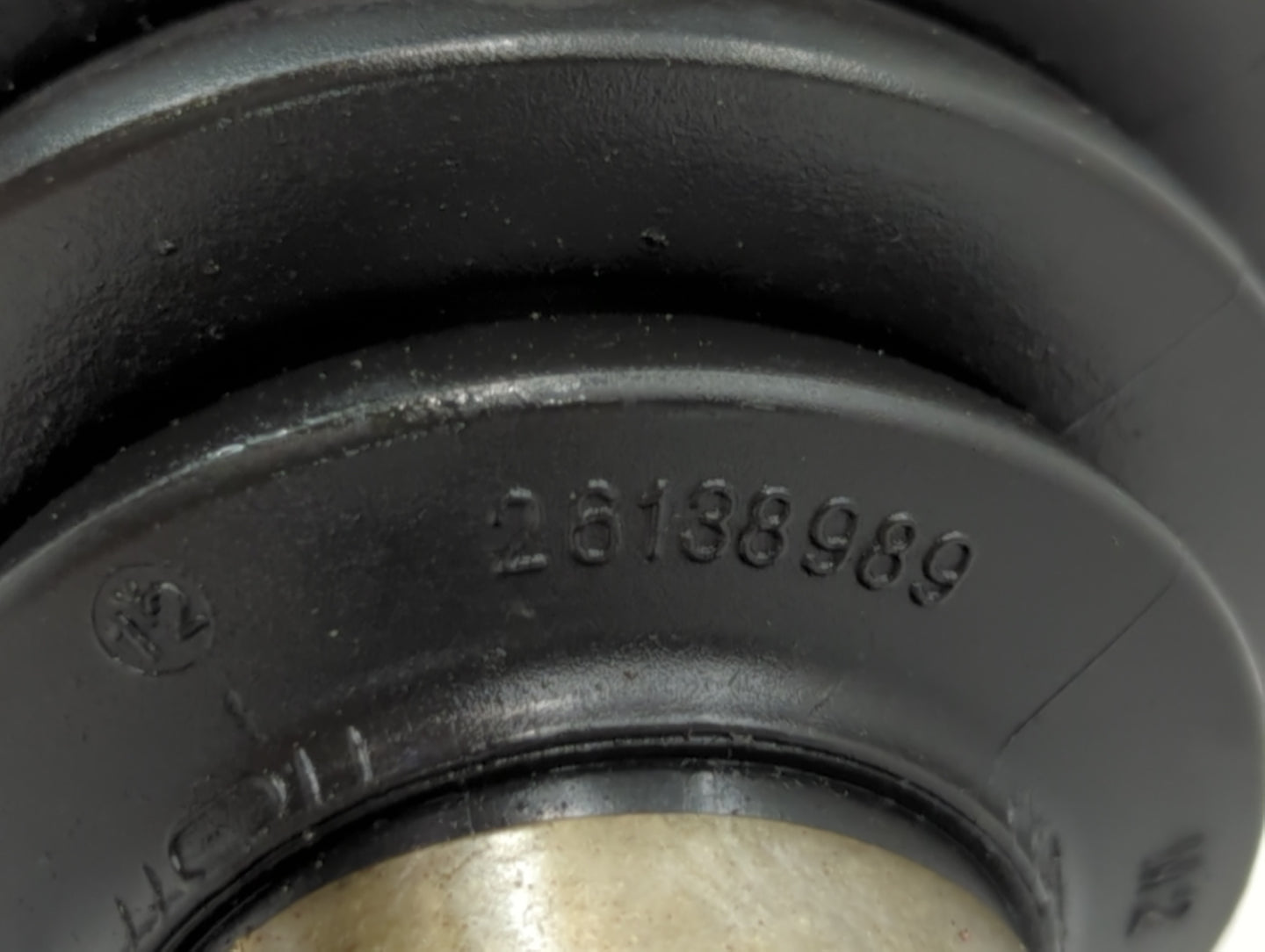 2011-2016 Chevrolet Cruze Axle Shaft Front Passenger Cv C/v - Oemusedautoparts1.com