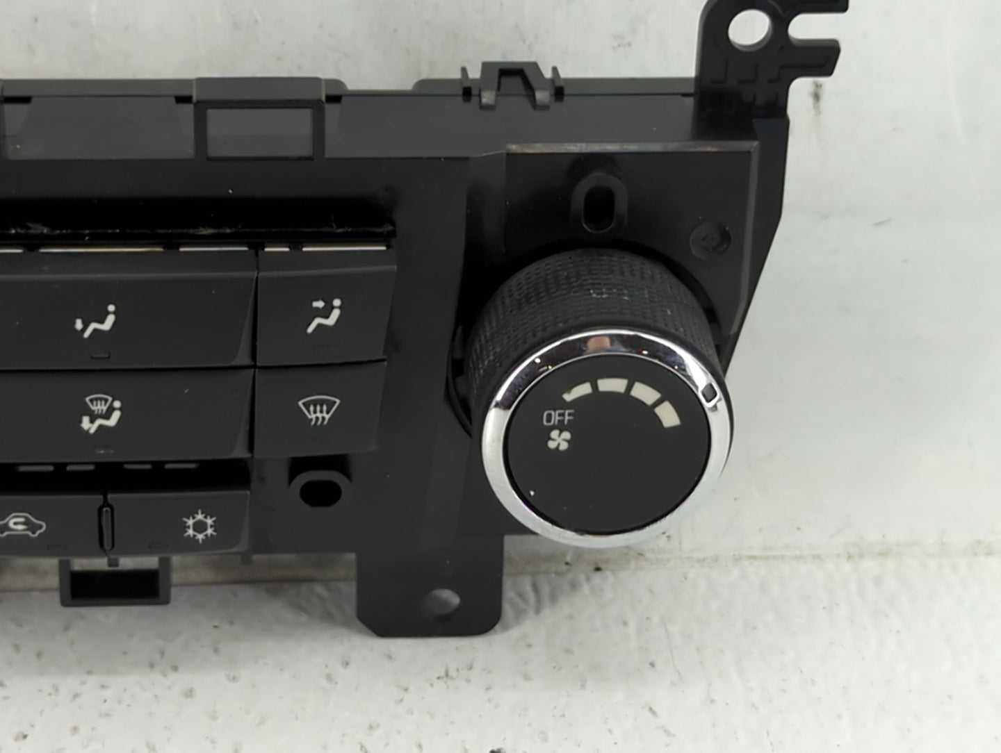 2011-2012 Chevrolet Cruze Climate Control Module Temperature AC/Heater Replacement P/N:95017054 Fits Fits 2011 2012 OEM Used