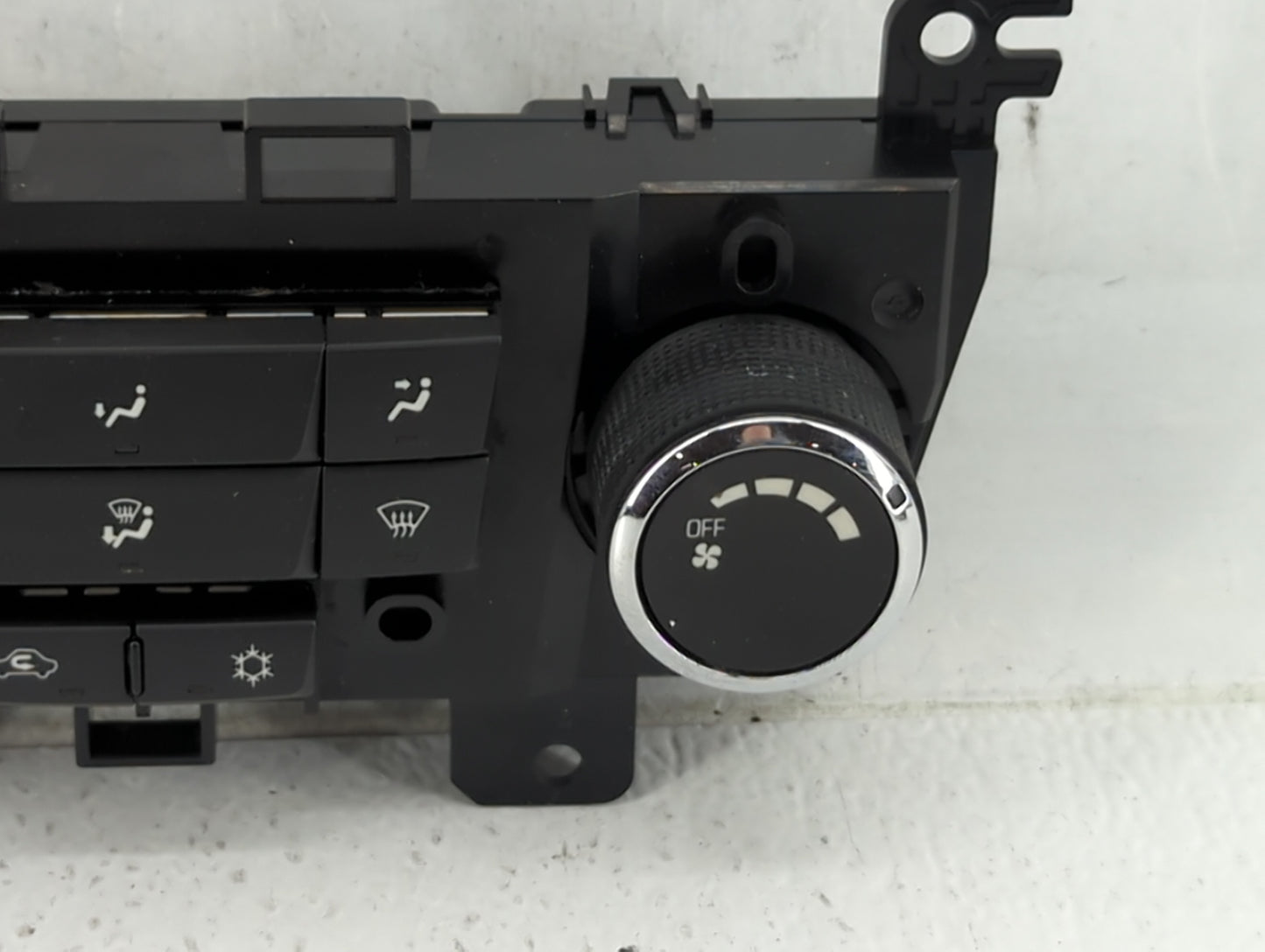 2011-2012 Chevrolet Cruze Climate Control Module Temperature AC/Heater Replacement P/N:95017054 Fits Fits 2011 2012 OEM Used