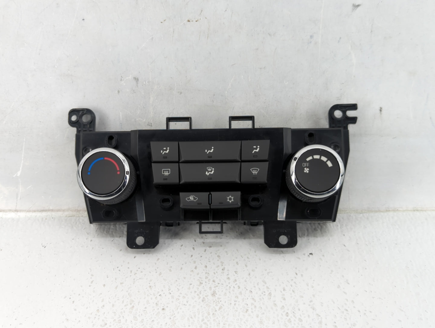 2011-2012 Chevrolet Cruze Climate Control Module Temperature AC/Heater Replacement P/N:95017054 Fits Fits 2011 2012 OEM Used