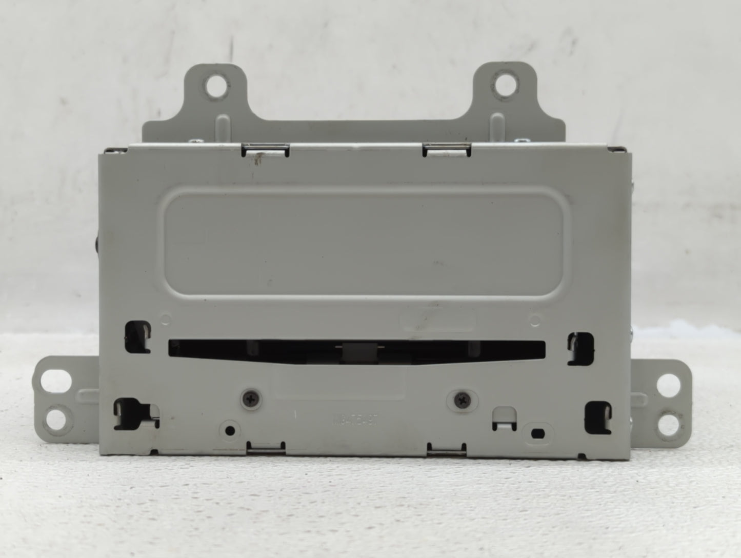 2012-2012 Chevrolet Cruze Am Fm Cd Player Radio Receiver - Oemusedautoparts1.com