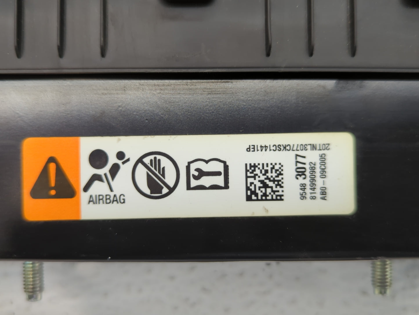 2011-2012 Chevrolet Cruze Air Bag Passenger Right Dashboard Oem - Oemusedautoparts1.com