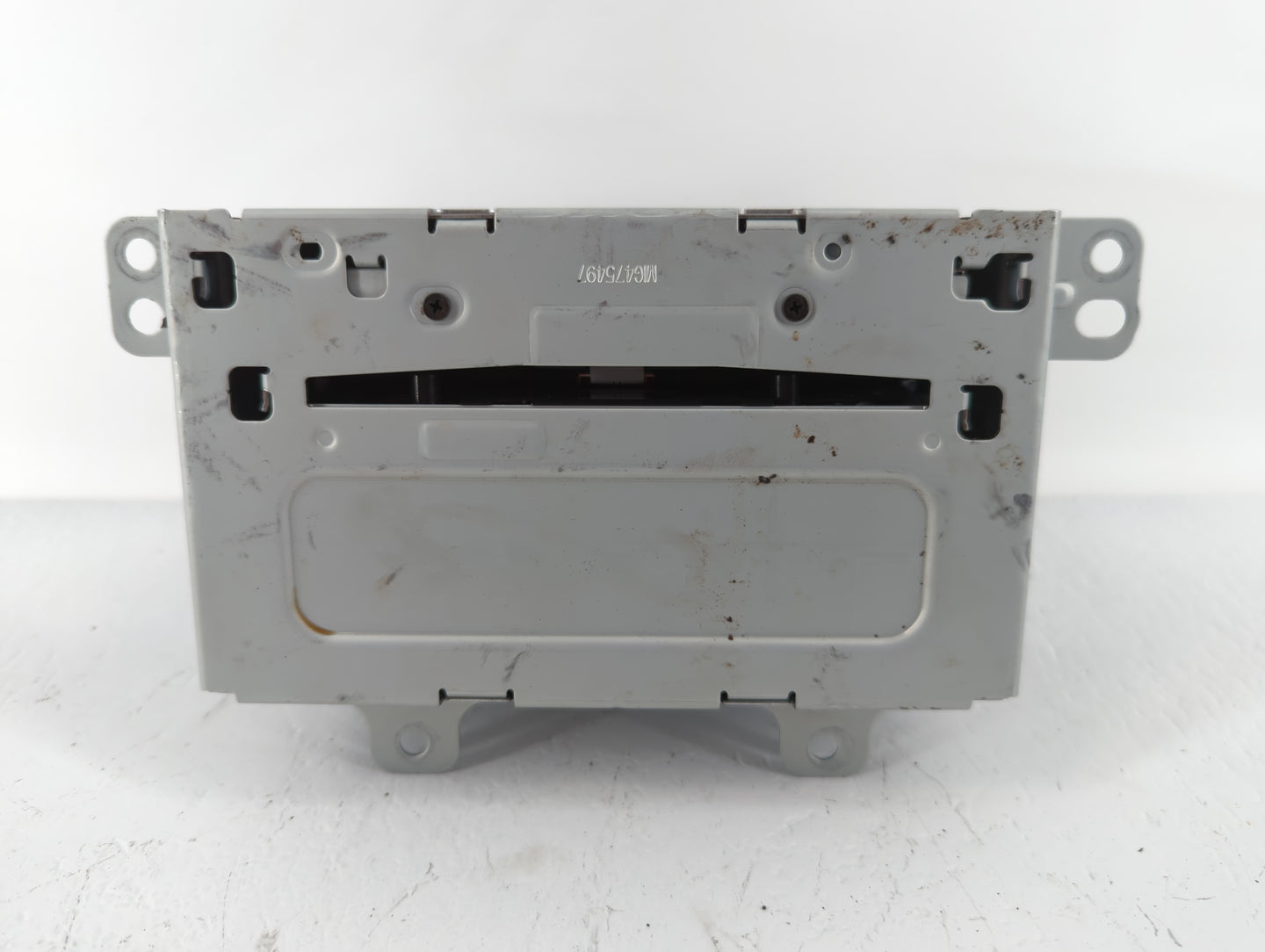 2012-2012 Chevrolet Cruze Am Fm Cd Player Radio Receiver - Oemusedautoparts1.com