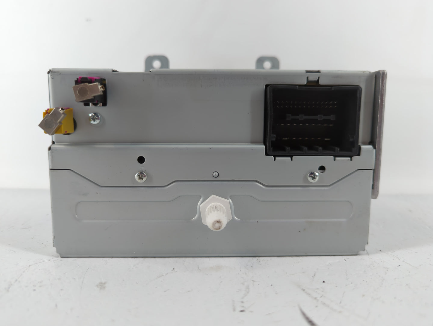 2012-2012 Chevrolet Cruze Am Fm Cd Player Radio Receiver - Oemusedautoparts1.com