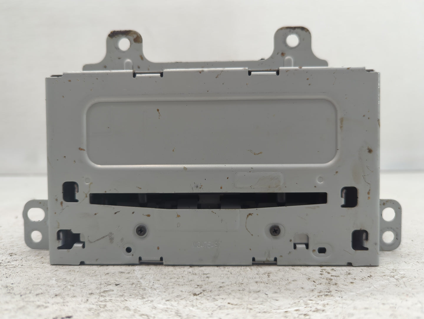 2012 Chevrolet Cruze Radio AM FM Cd Player Receiver Replacement P/N:22815634 Fits OEM Used Auto Parts - Oemusedautoparts1.co