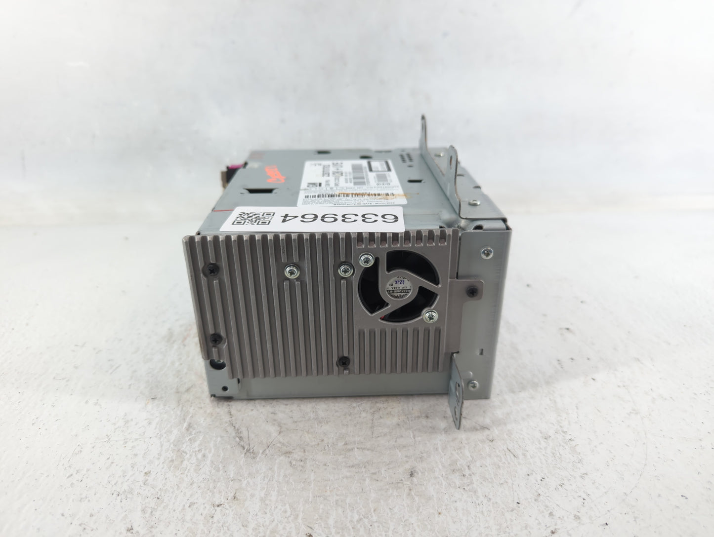 2011-2012 Chevrolet Cruze Am Fm Cd Player Radio Receiver - Oemusedautoparts1.com