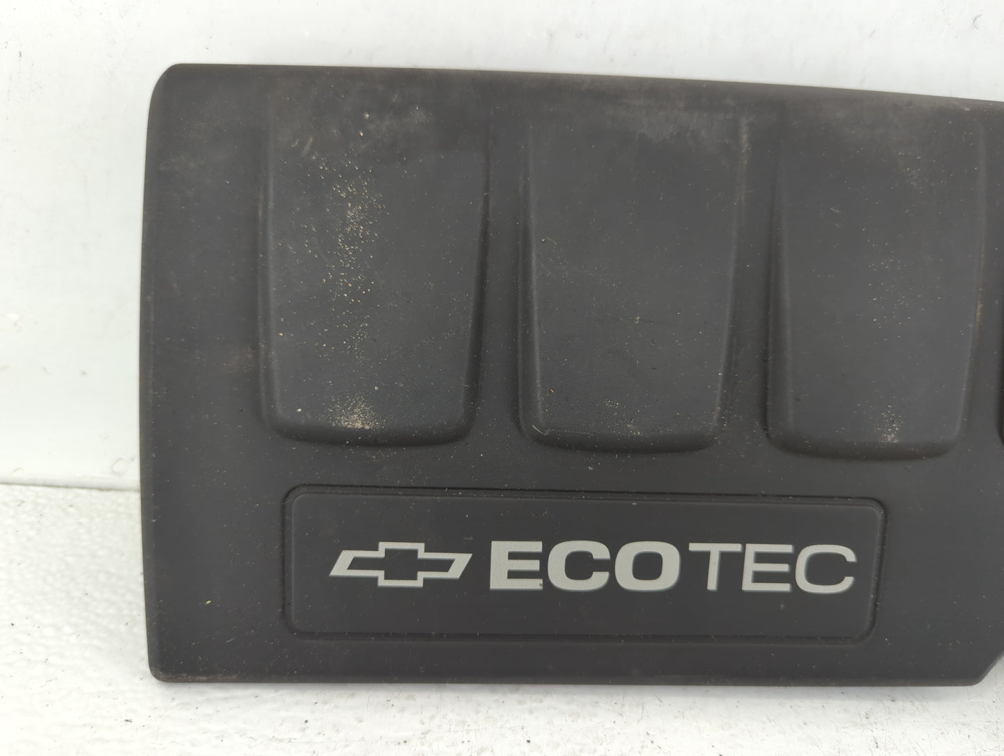 2012 Chevrolet Cruze Engine Cover - Oemusedautoparts1.com