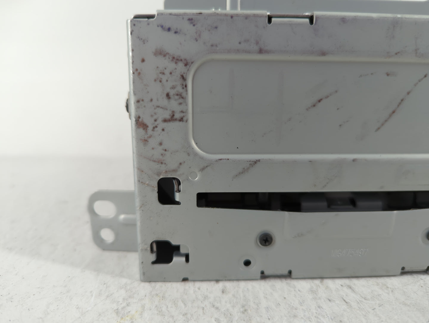 2011-2012 Chevrolet Cruze Am Fm Cd Player Radio Receiver - Oemusedautoparts1.com