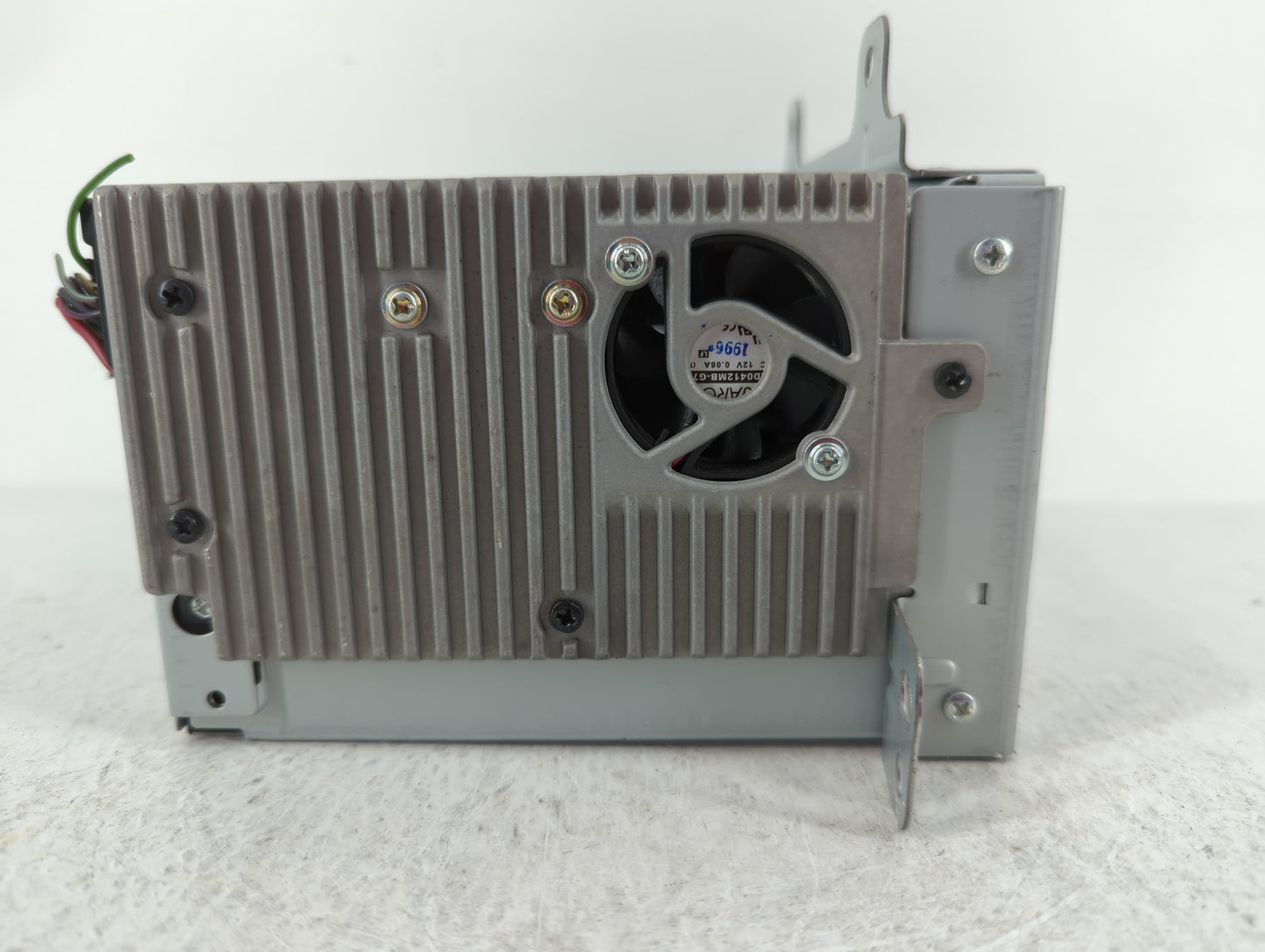 2011-2012 Chevrolet Cruze Am Fm Cd Player Radio Receiver - Oemusedautoparts1.com