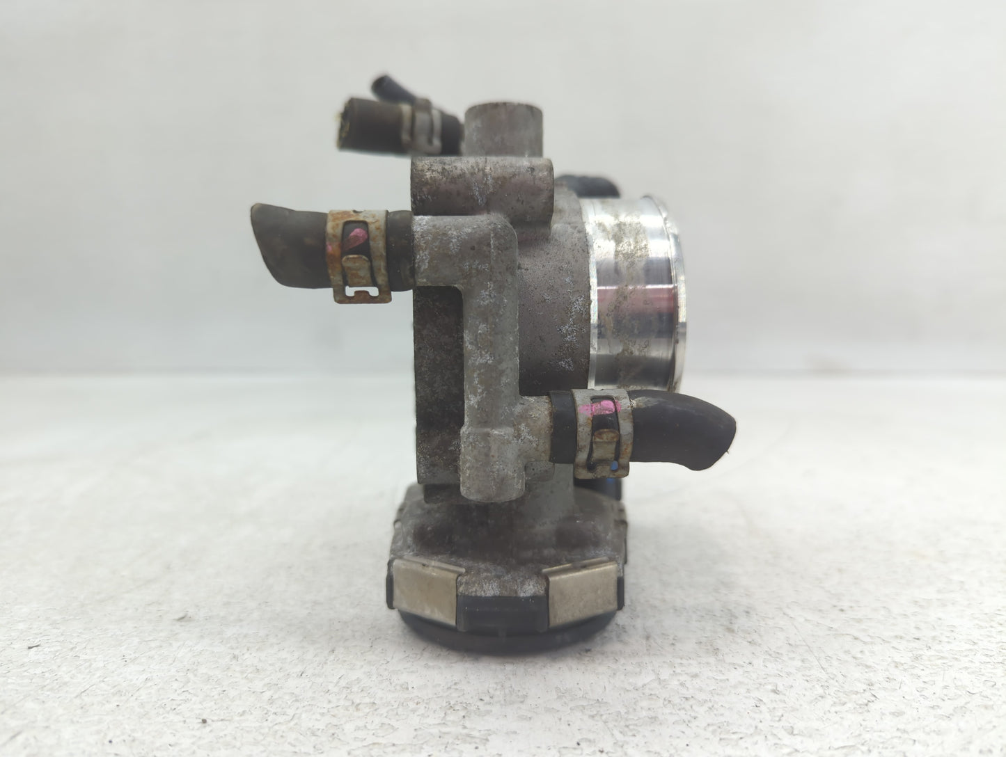 2011-2016 Chevrolet Cruze Throttle Body P/N:0 280 750 562 55 577 375 Fits Fits 2009 2010 2011 2012 2013 2014 2015 2016 2017 