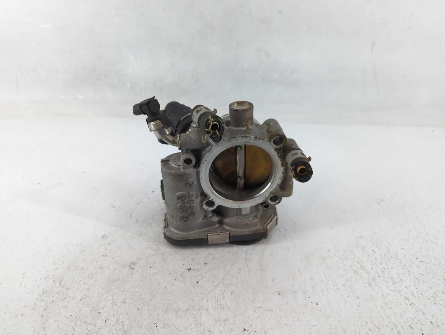 2011-2016 Chevrolet Cruze Throttle Body P/N:0 280 750 562 55 577 375 Fits Fits 2009 2010 2011 2012 2013 2014 2015 2016 2017 