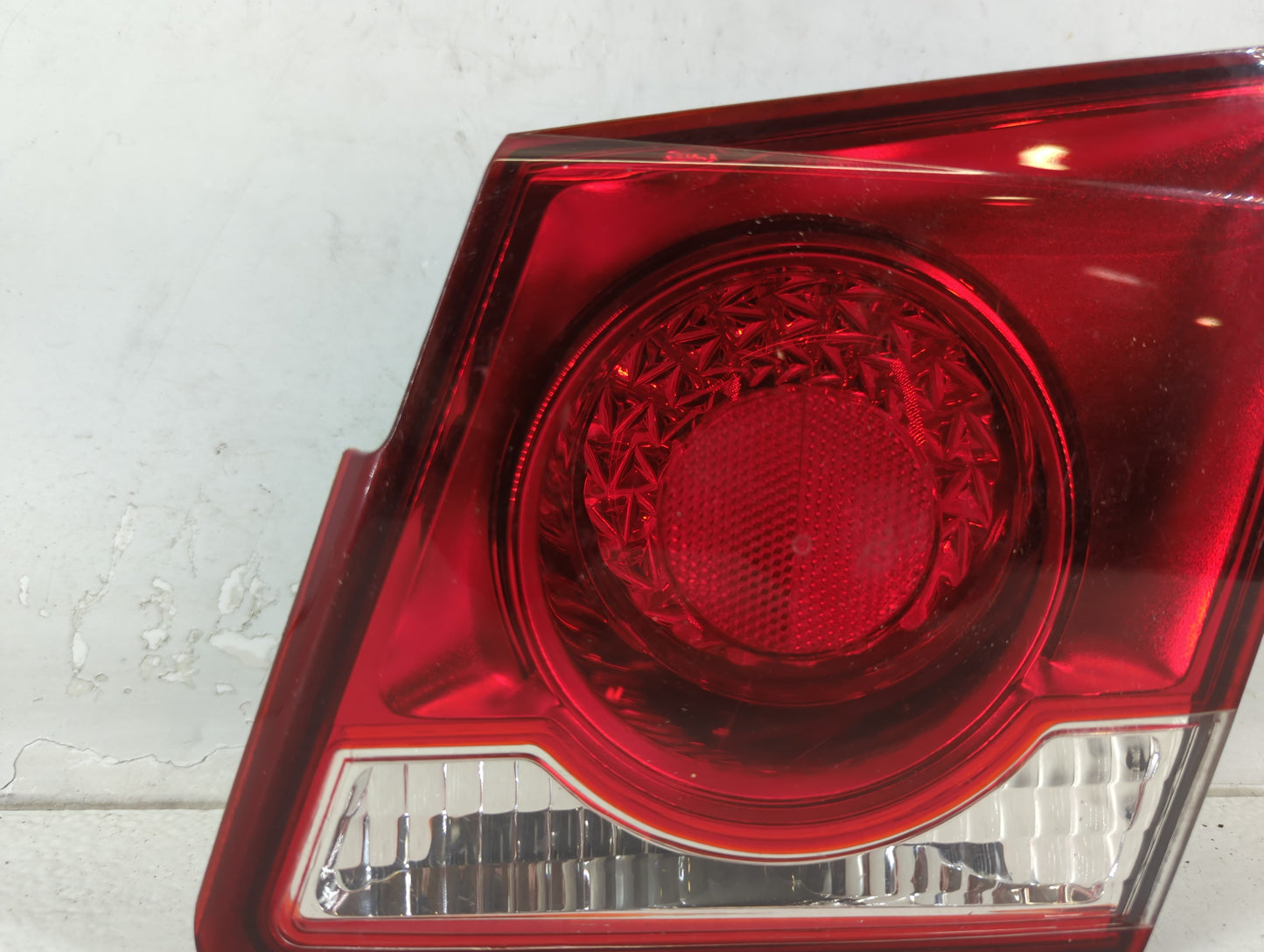 2011-2016 Chevrolet Cruze Tail Light Assembly Passenger Right OEM Fits Fits 2011 2012 2013 2014 2015 2016 OEM Used Auto Part