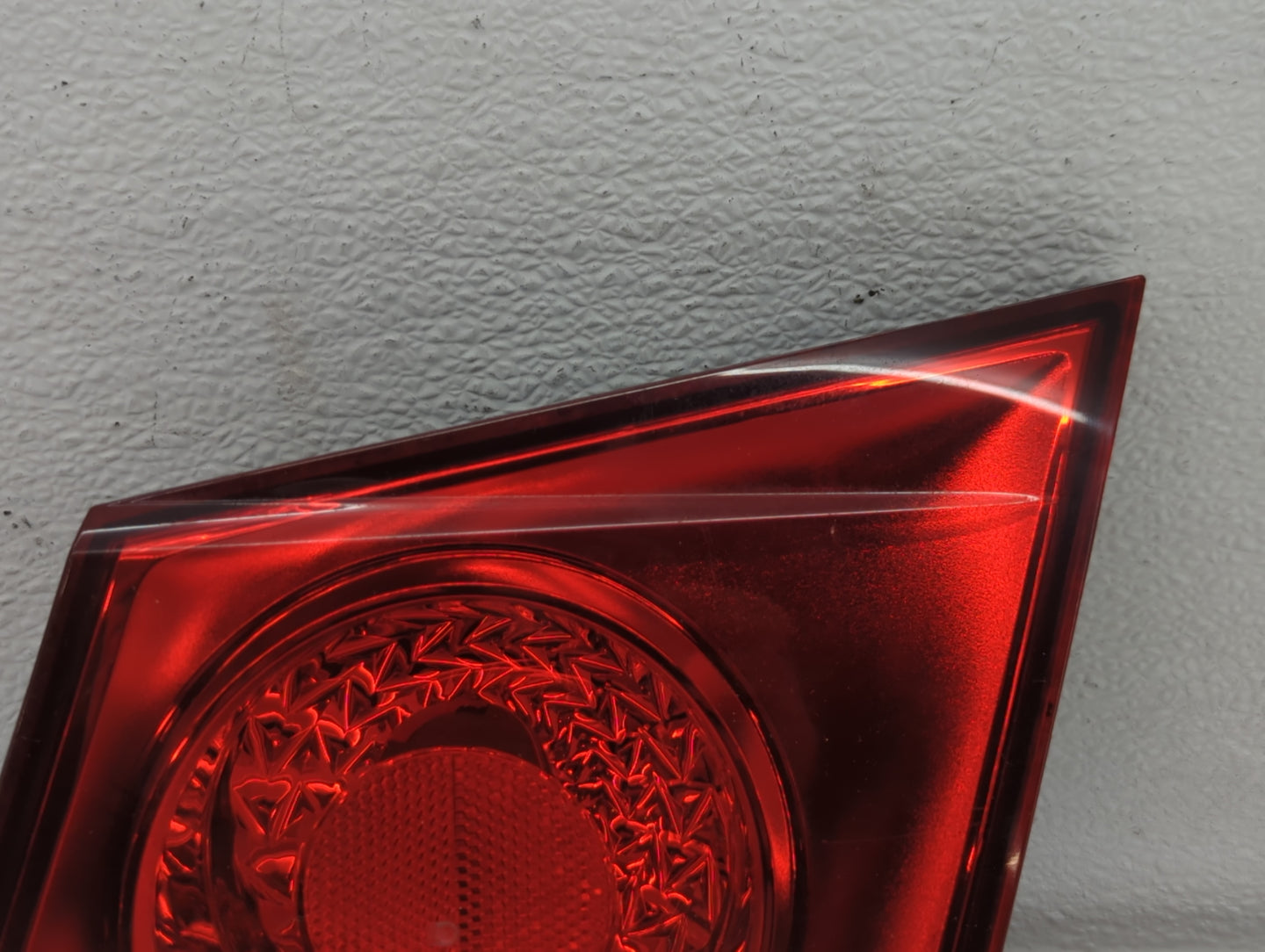 2011-2016 Chevrolet Cruze Tail Light Assembly Passenger Right OEM Fits Fits 2011 2012 2013 2014 2015 2016 OEM Used Auto Part