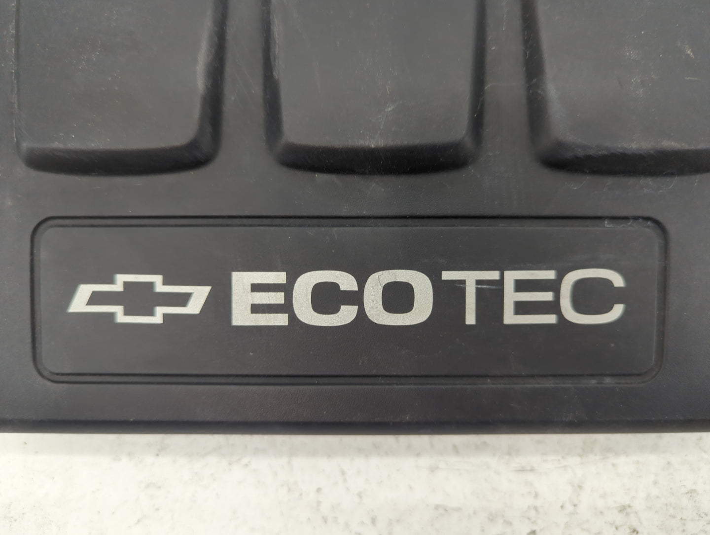 2012 Chevrolet Cruze Engine Cover - Oemusedautoparts1.com