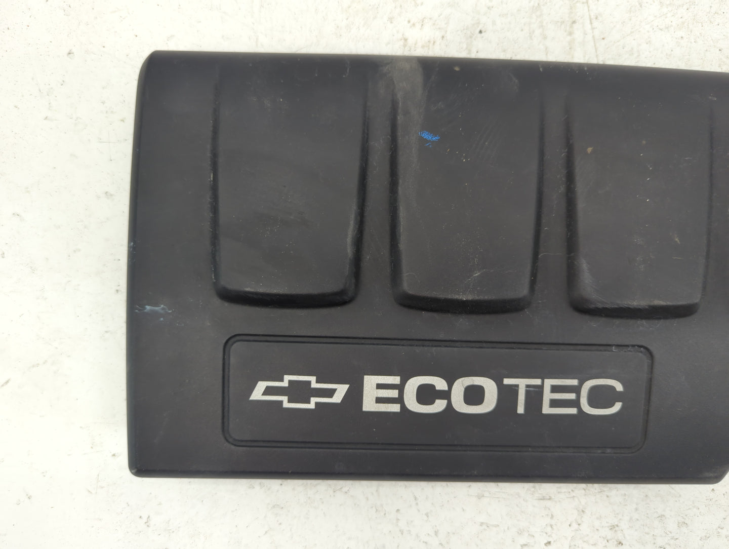 2012 Chevrolet Cruze Engine Cover - Oemusedautoparts1.com