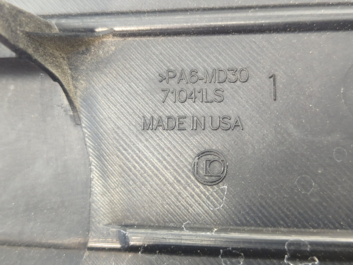 2012 Chevrolet Cruze Engine Cover - Oemusedautoparts1.com