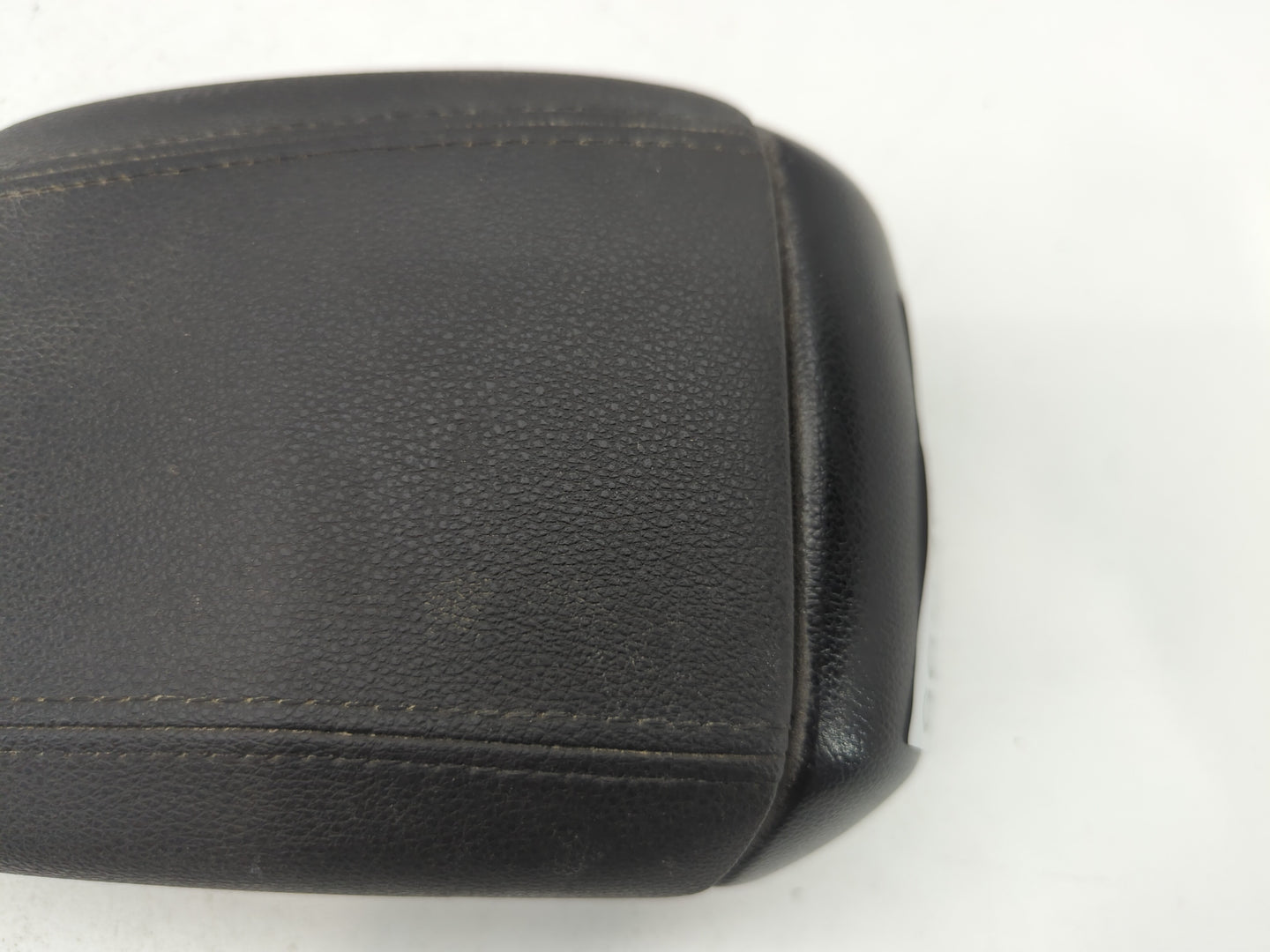 2011-2012 Chevrolet Cruze Center Console Armrest Cover Lid - Oemusedautoparts1.com