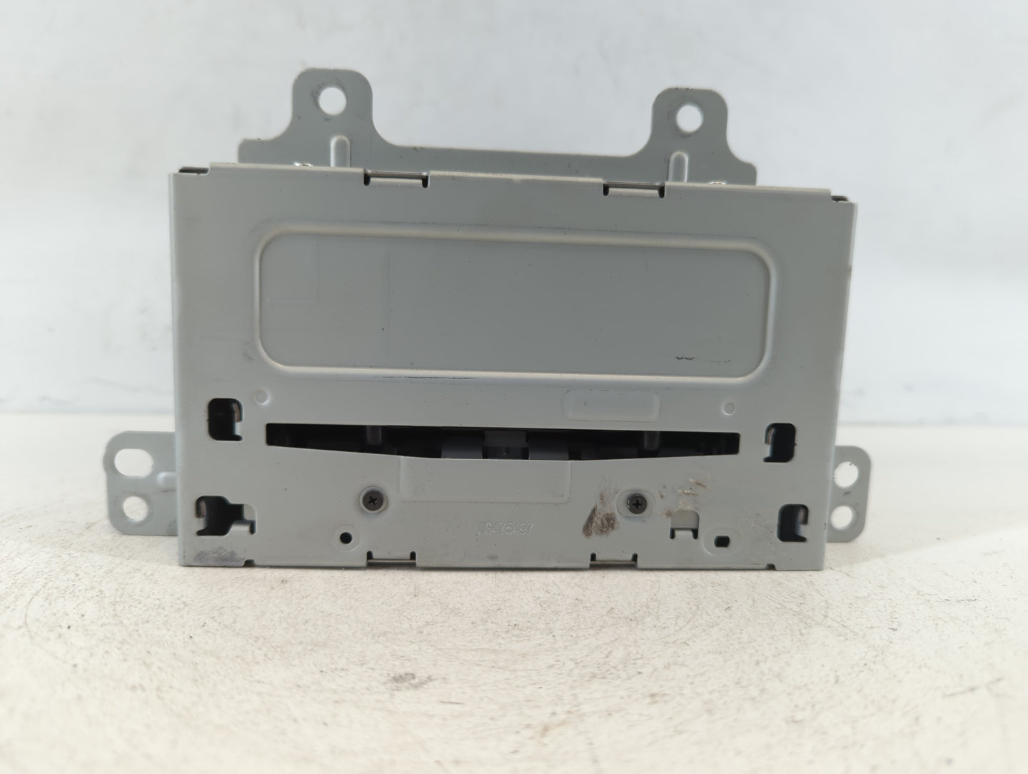 2012-2012 Chevrolet Cruze Am Fm Cd Player Radio Receiver - Oemusedautoparts1.com