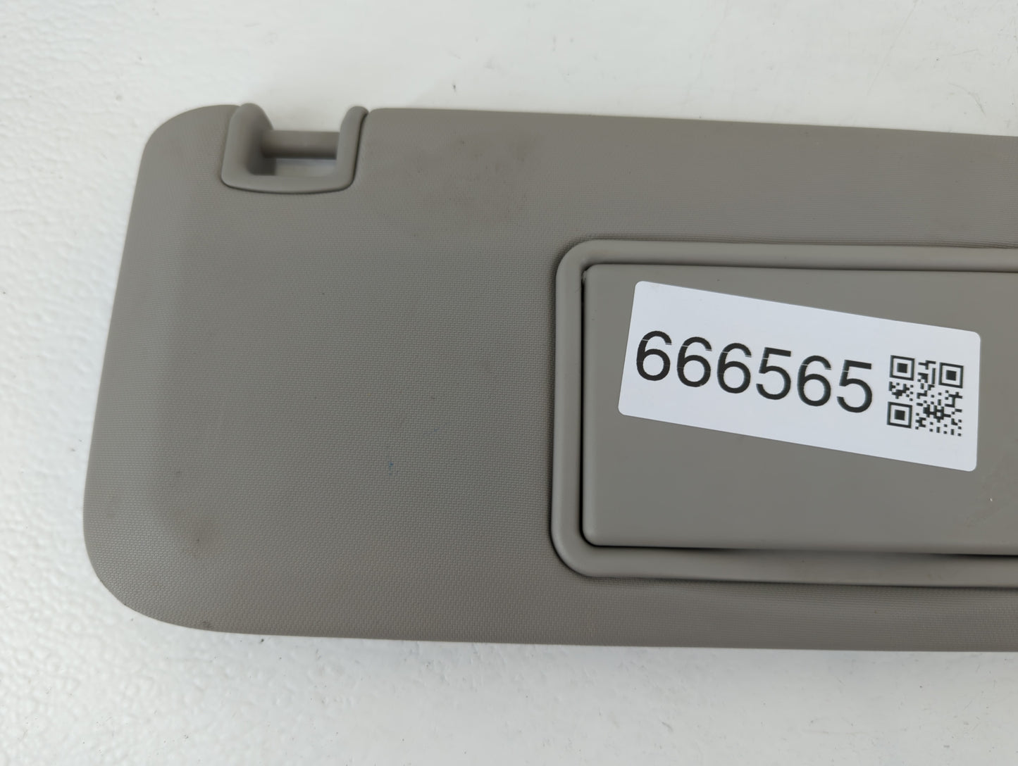 2011-2016 Chevrolet Cruze Sun Visor Shade Replacement Passenger Right Mirror Fits Fits 2011 2012 2013 2014 2015 2016 OEM Use